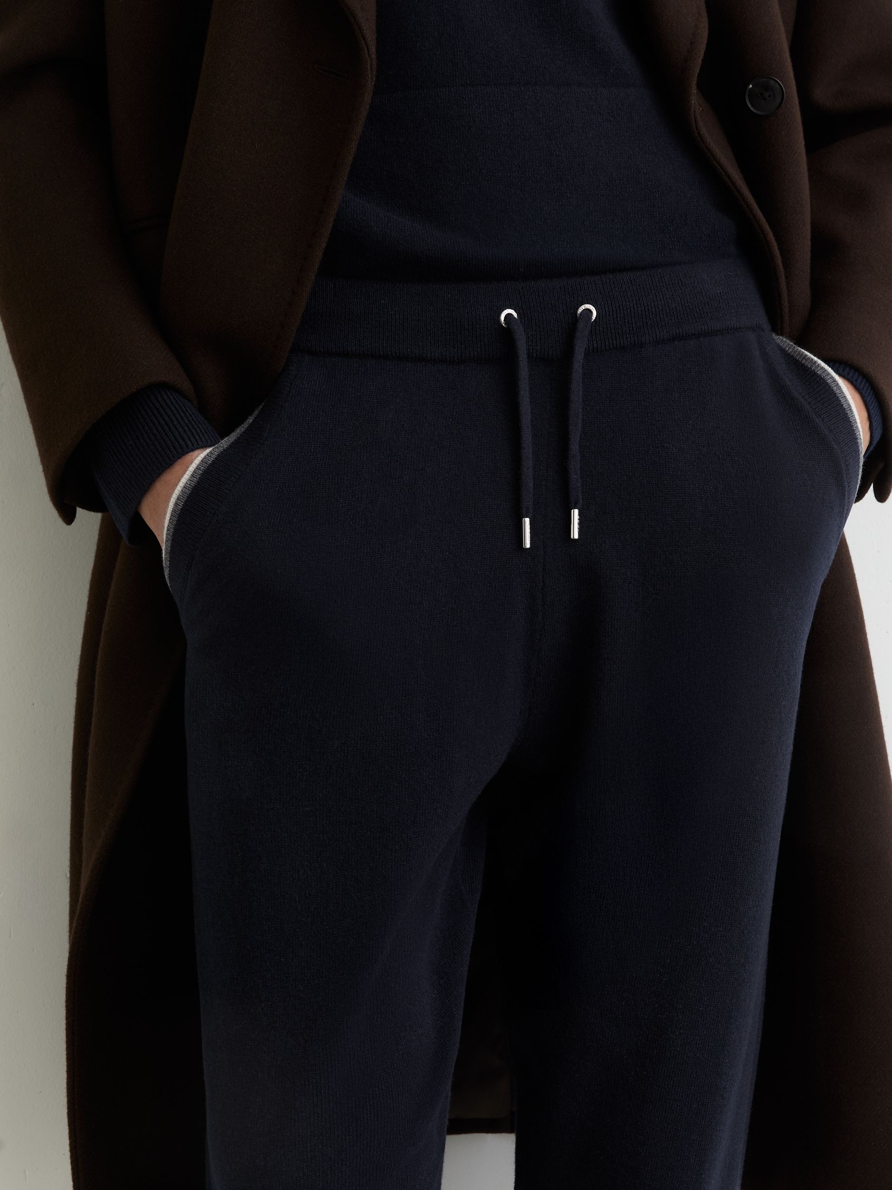 Merino Wool Tipped Drawstring Joggers in Navy - Image 4 of 6