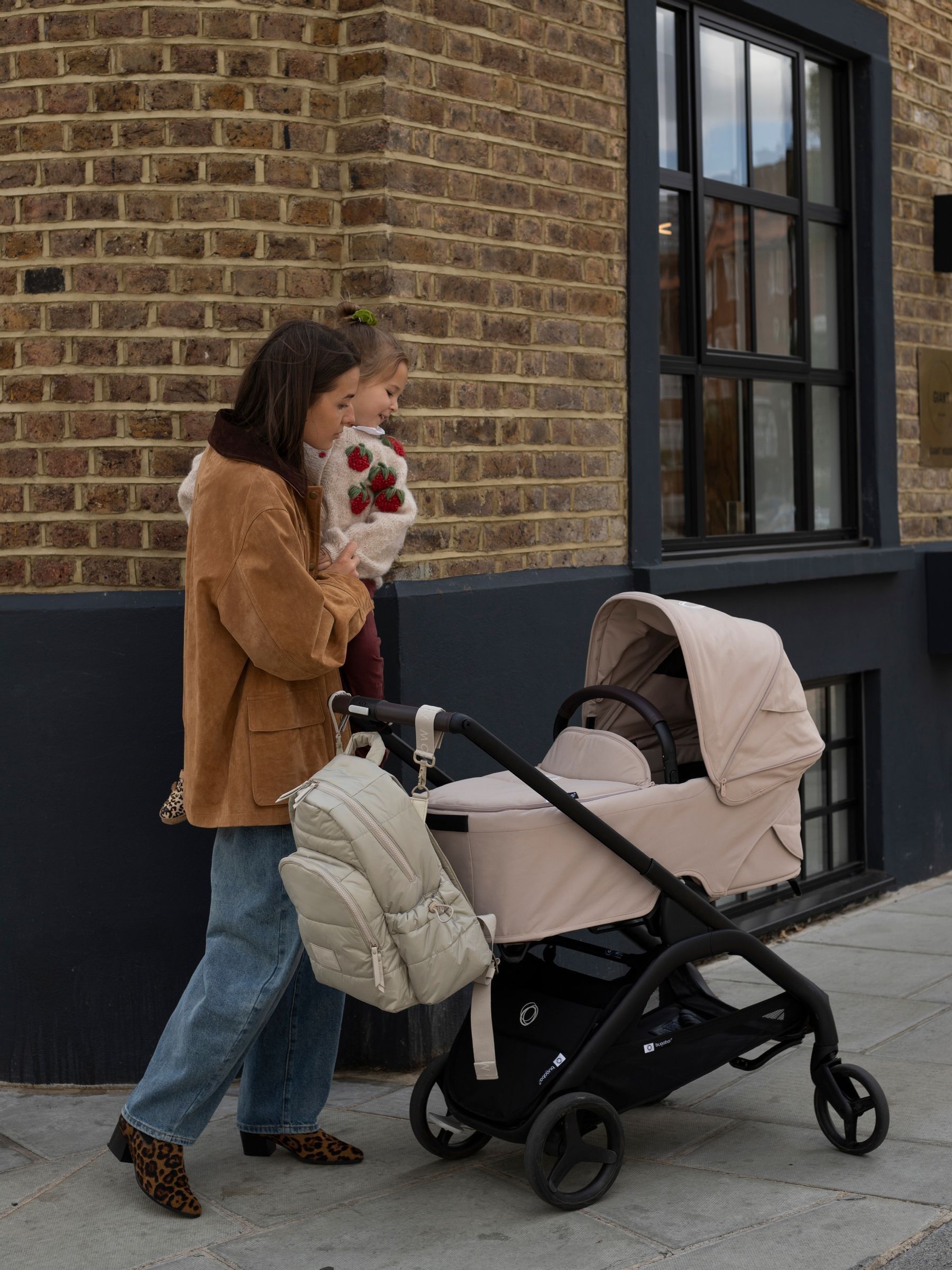 Oyster Changing Backpack - Image 6 of 6