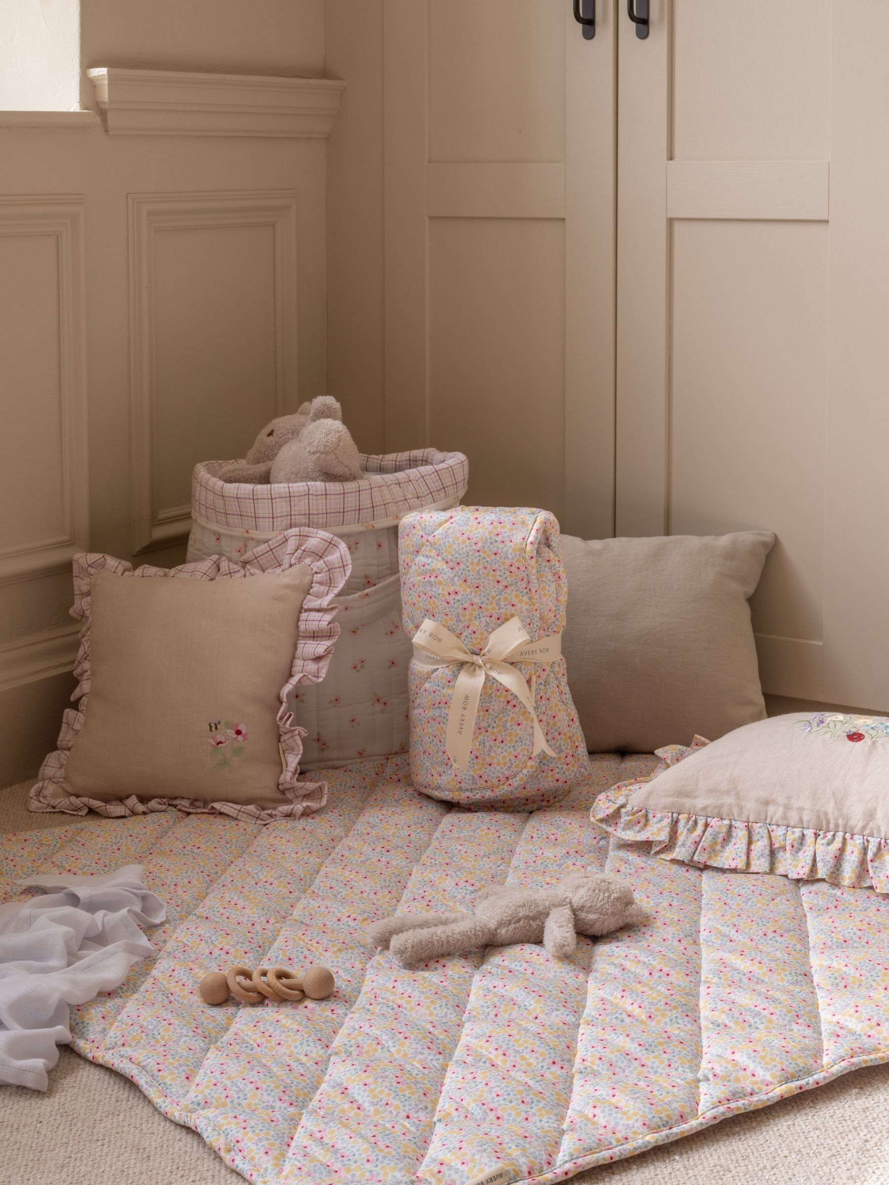 Wildflower Garden Stay & Play Mat Set - Image 1 of 6