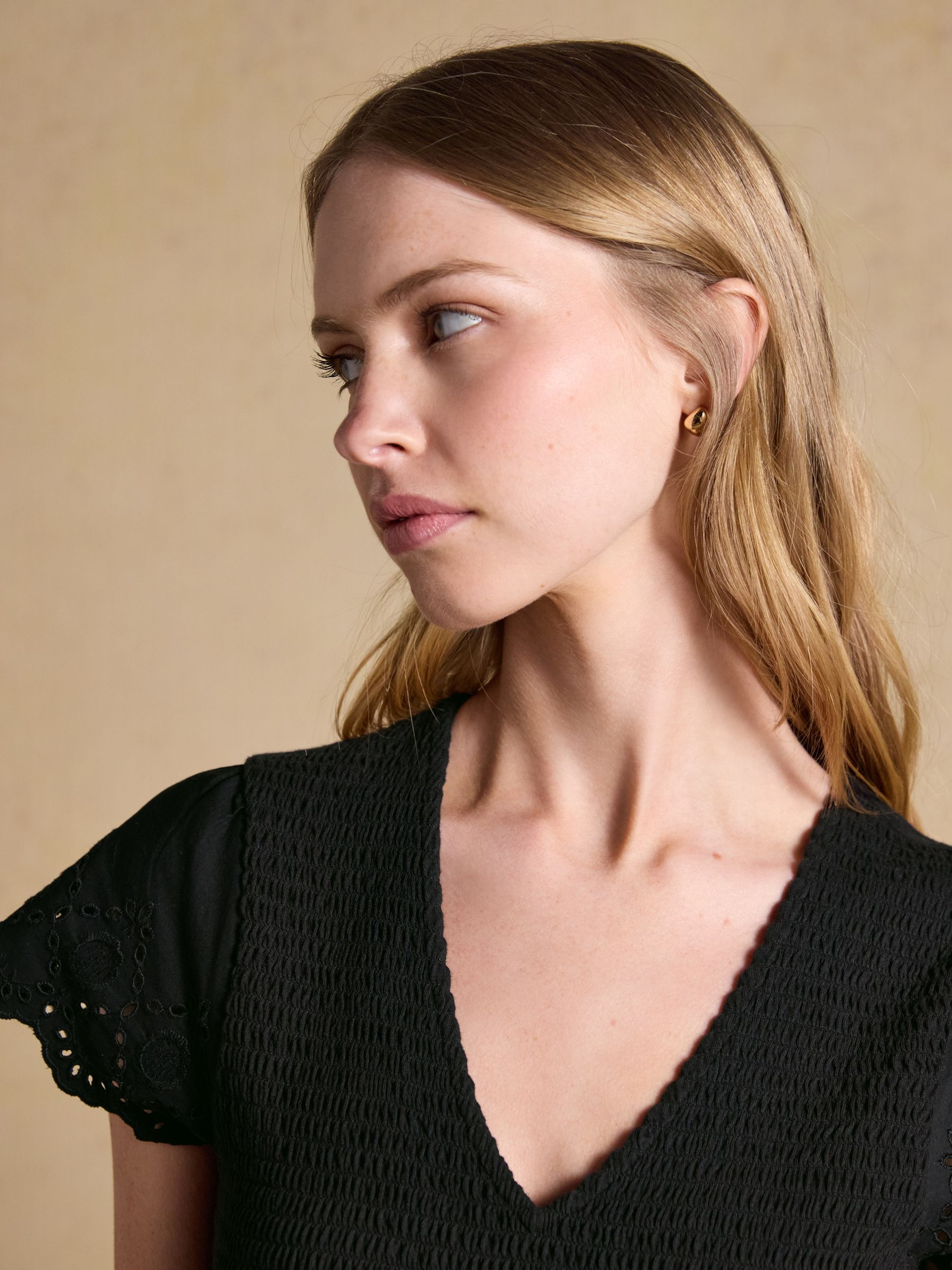 Ivy Black Shirred Jersey Woven Midi Dress With Broderie Sleeve Detail - Image 4 of 8