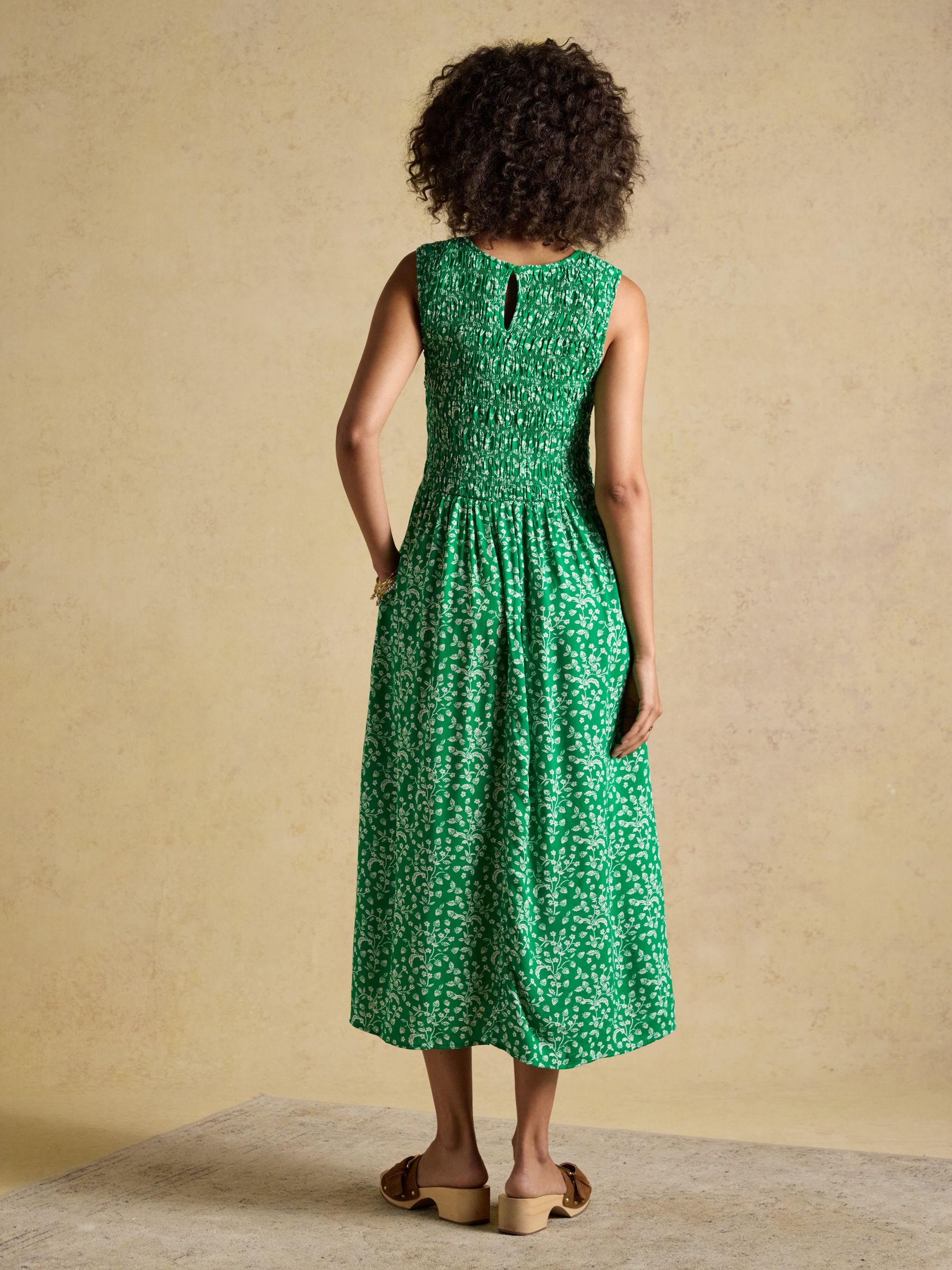 Mila Green Strawberry Print Sleeveless Midi Dress - Image 2 of 9