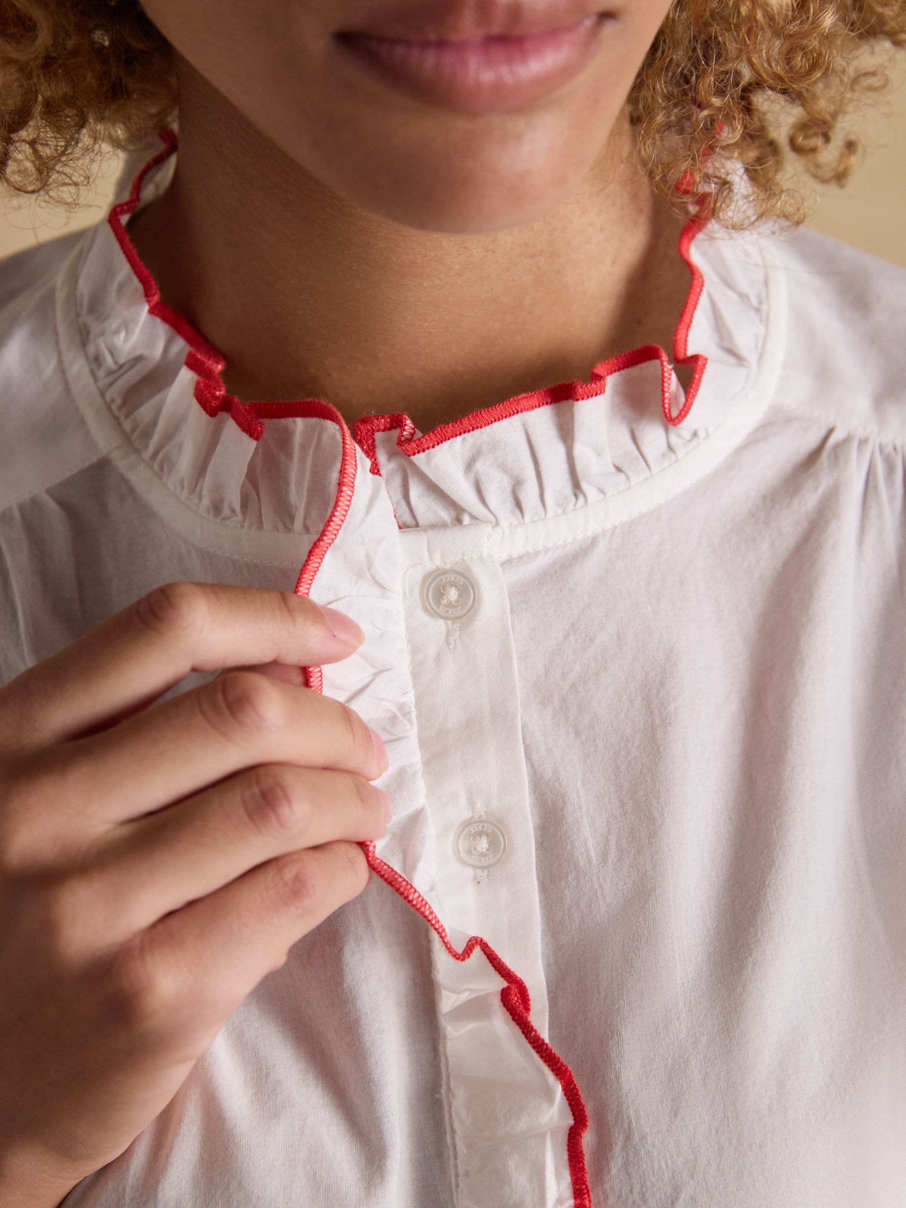 Melanie White with Contrast Trim Short Sleeve Ruffle Blouse - Image 6 of 8