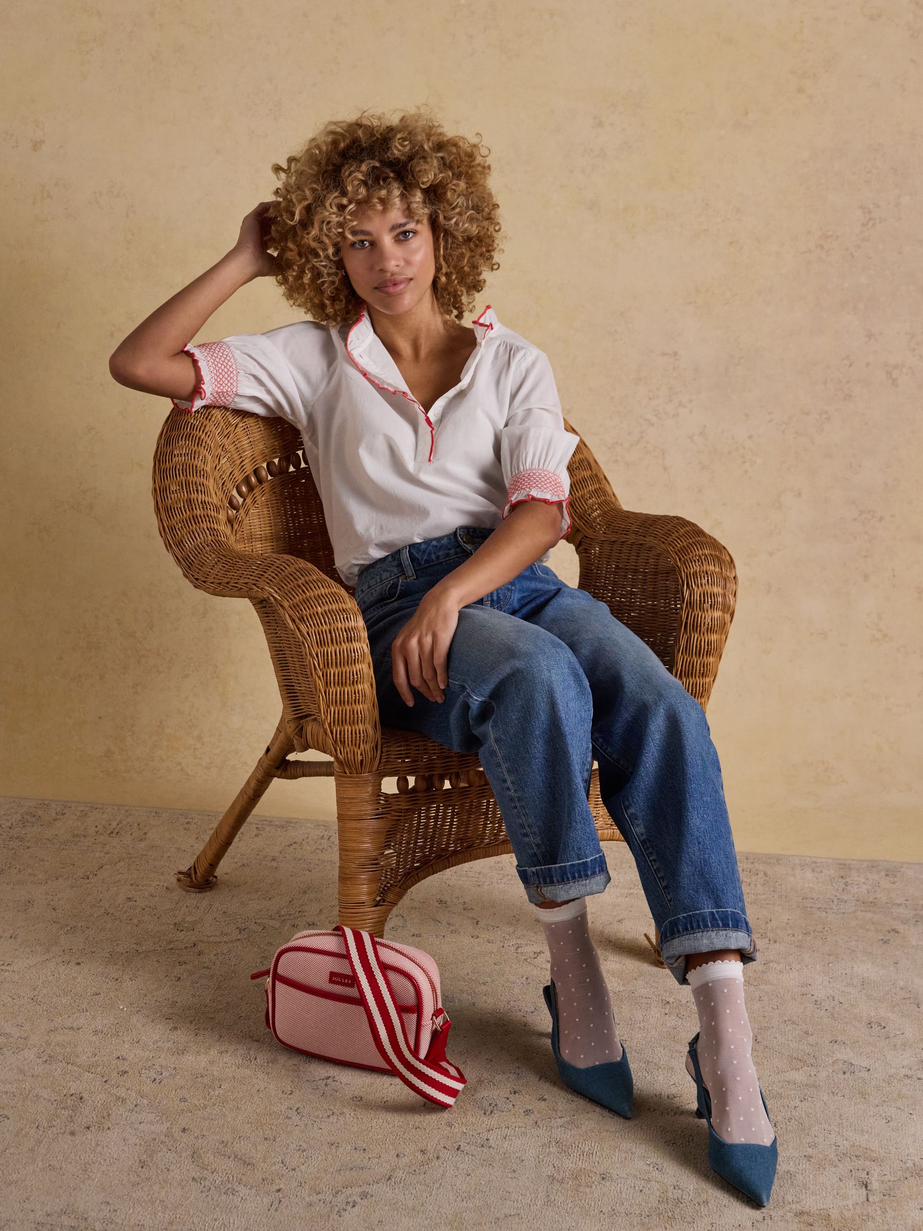 Melanie White with Contrast Trim Short Sleeve Ruffle Blouse - Image 7 of 8