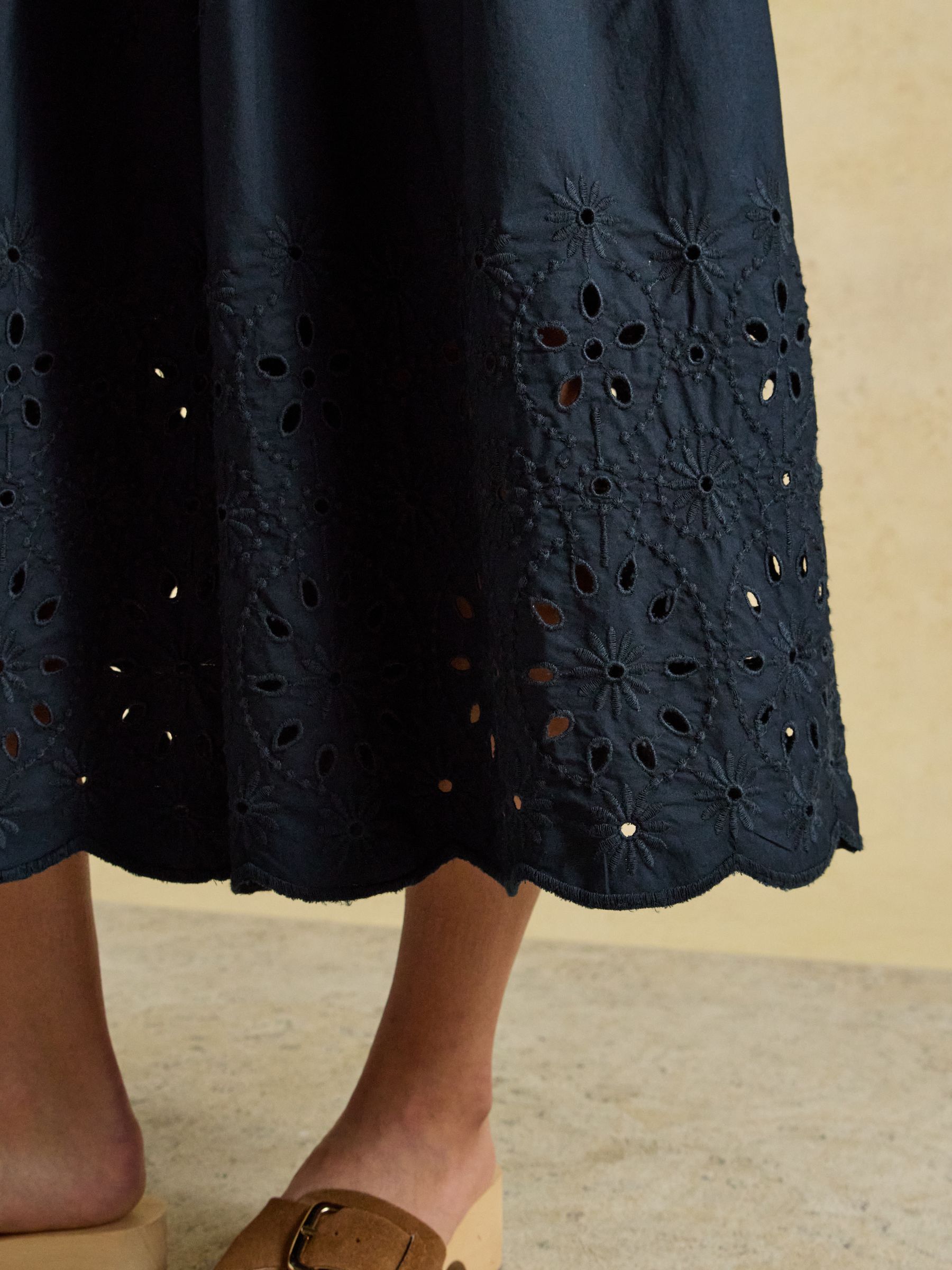 Navy Broderie Cropped Wide Leg Culottes - Image 7 of 9