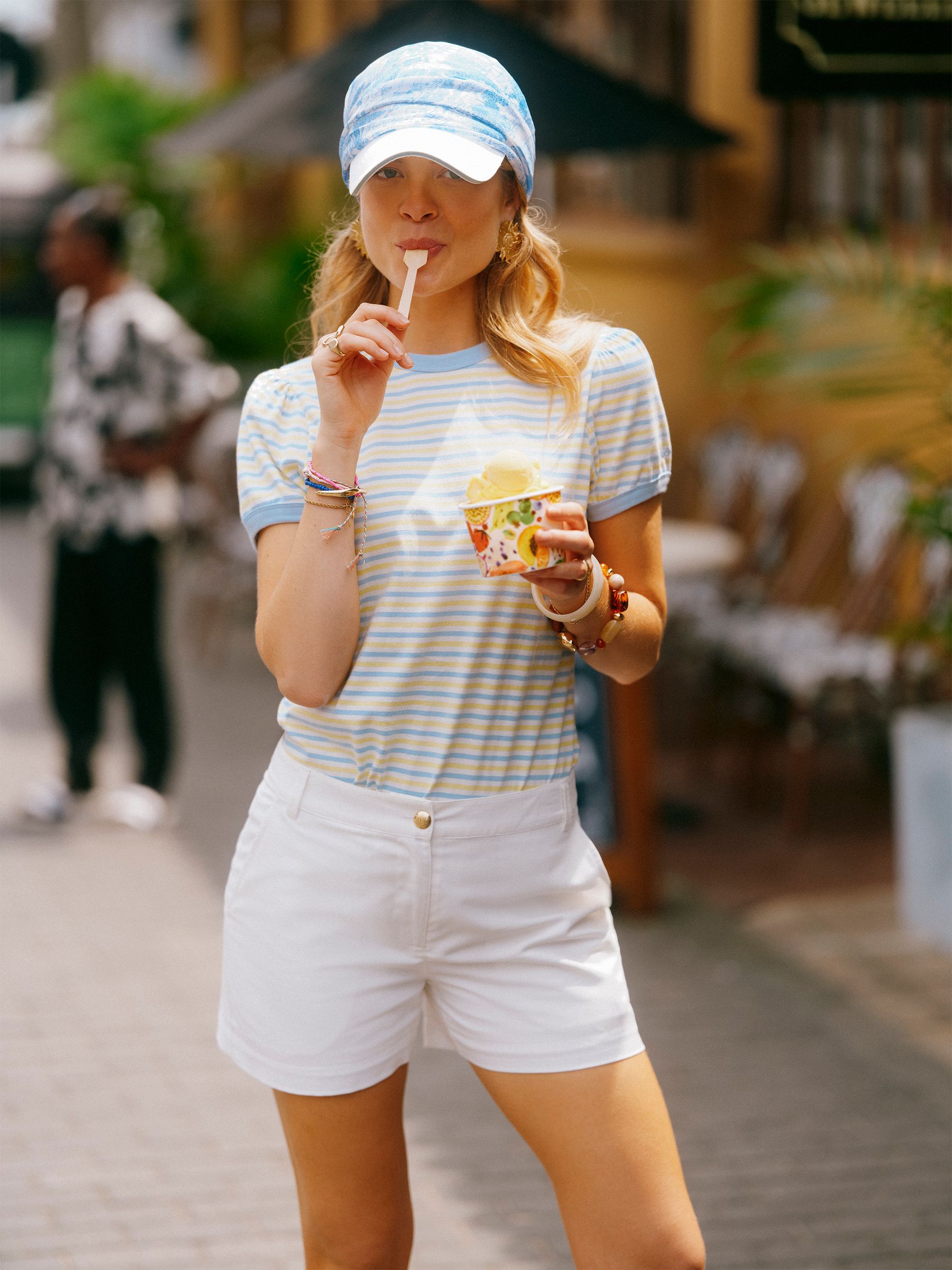 White Buttoned Tailored Short - Image 2 of 9