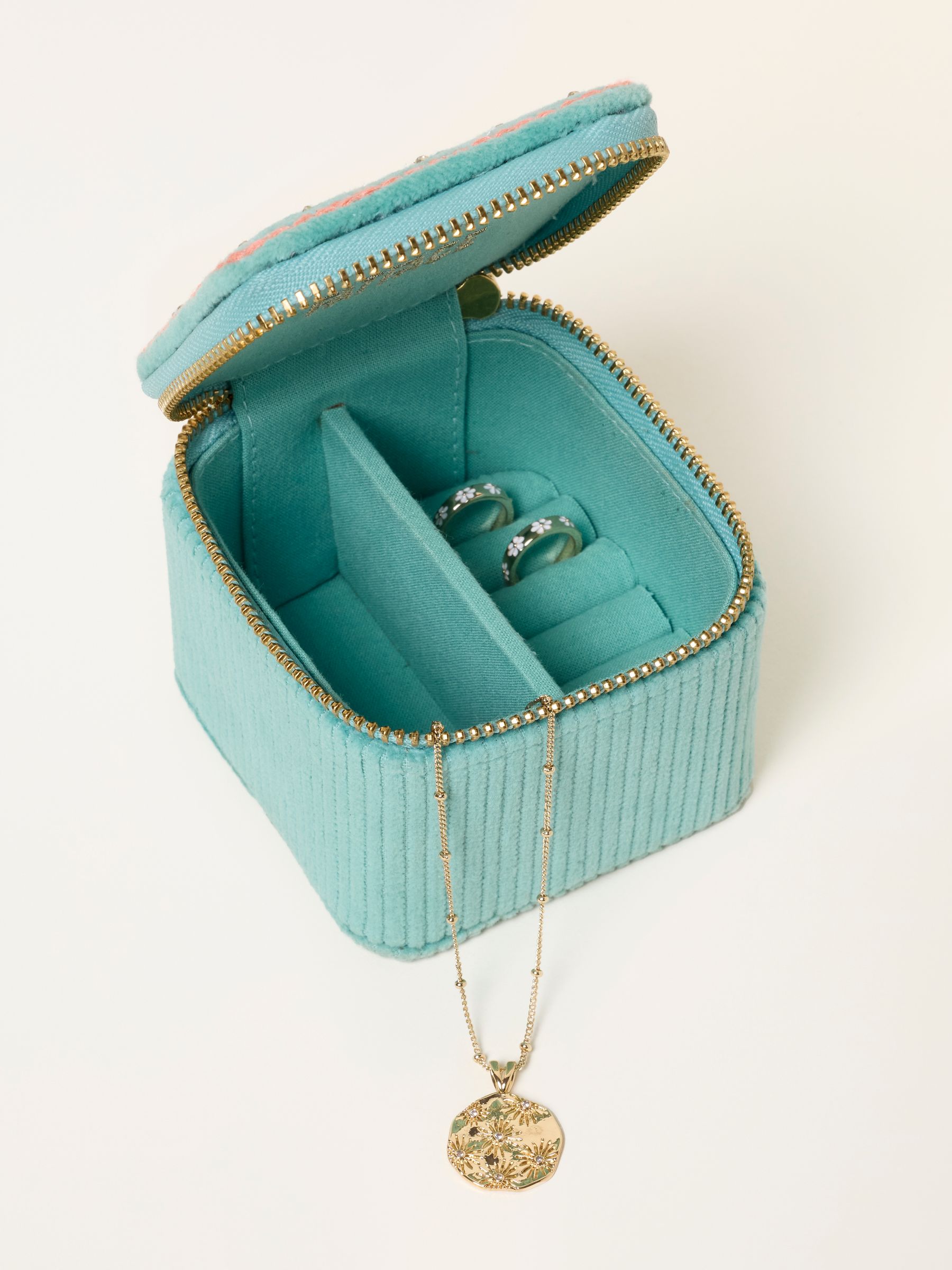 Light Teal Shell Embroidered Travel Jewellery Box - Image 2 of 2