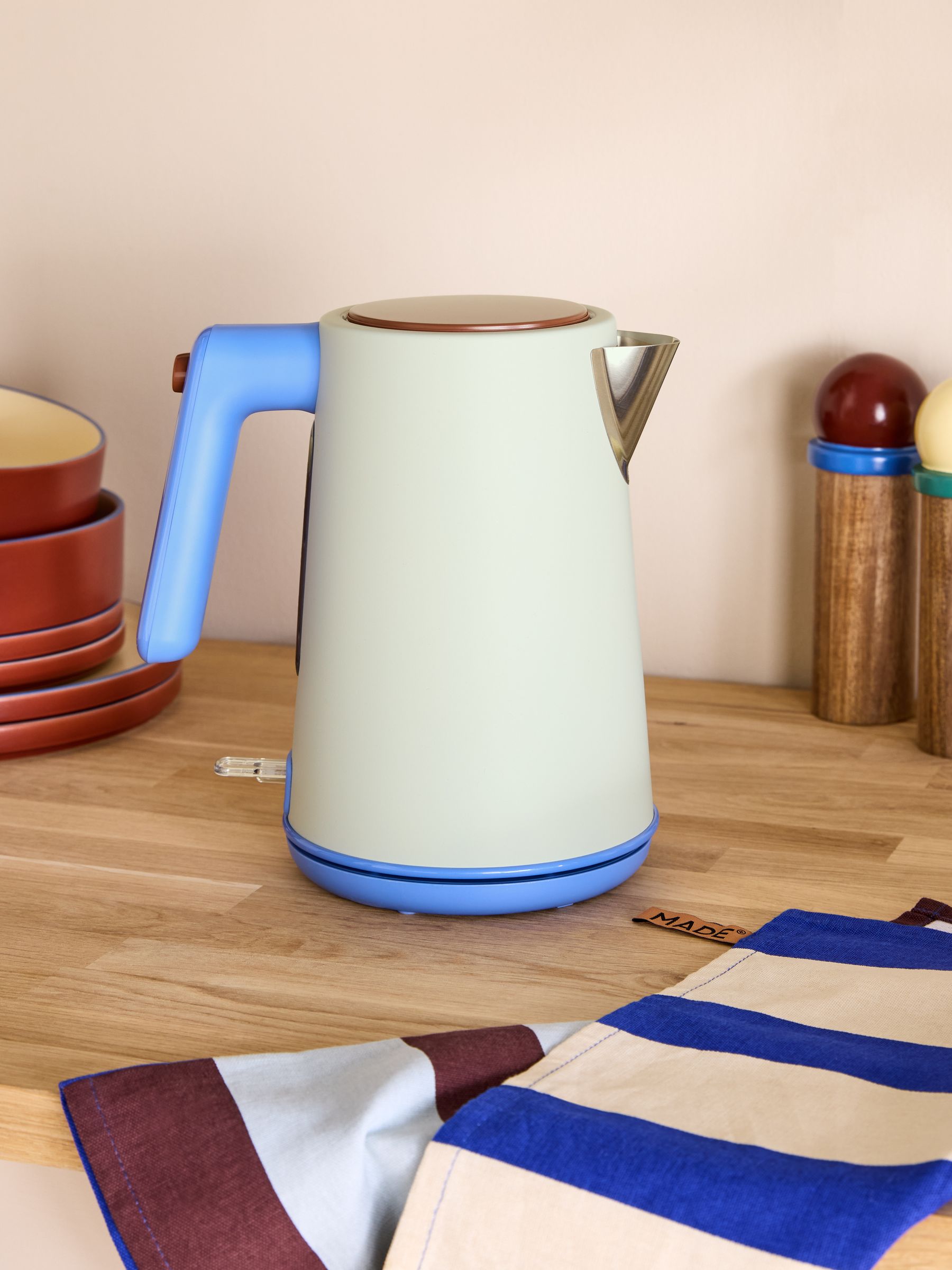 Kip Kettle in Green/Blue - Image 1 of 4 Kip Kettle in Green/Blue - Image 1 of 4
