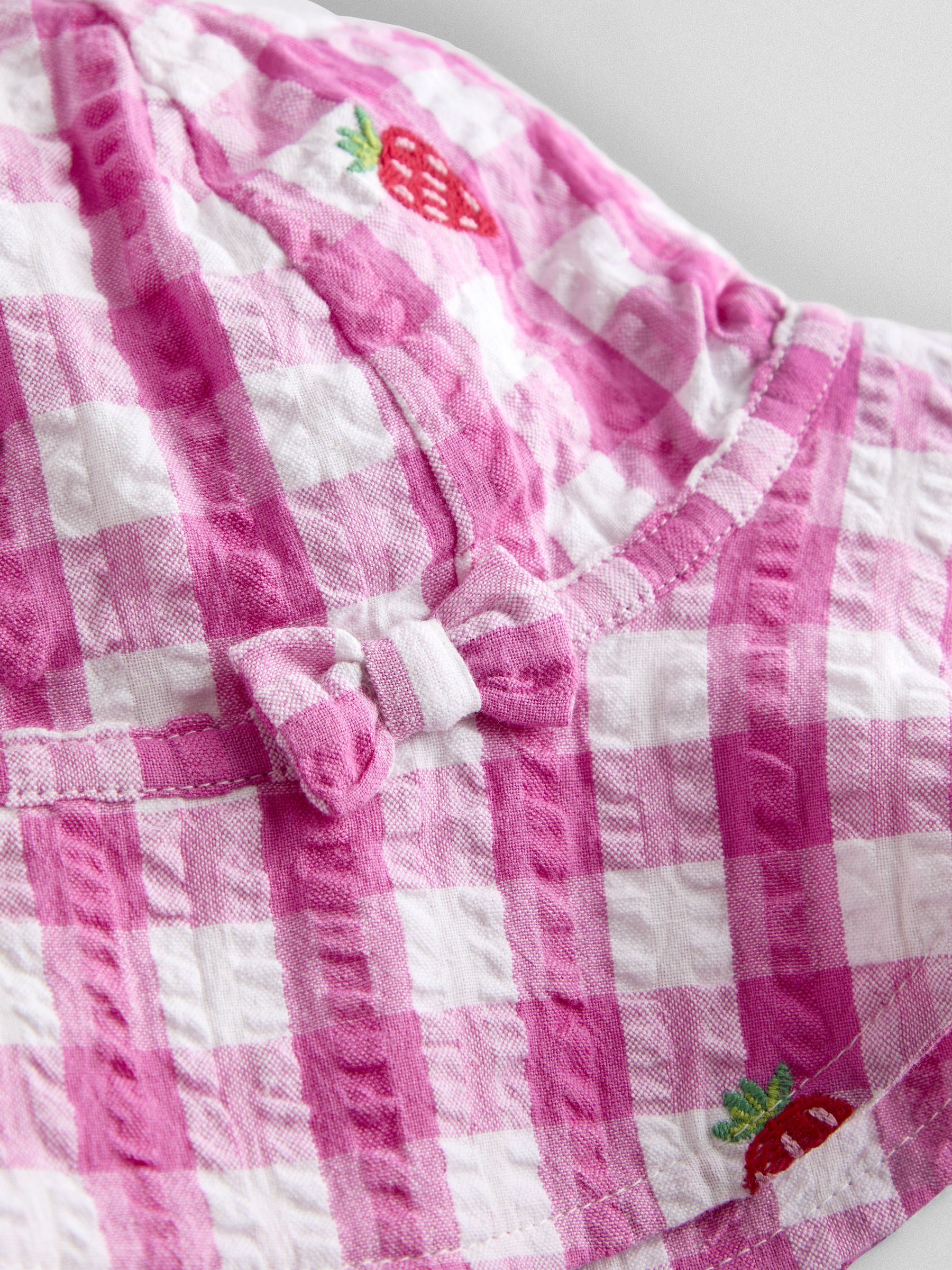 Pink Hat - Image 3 of 3