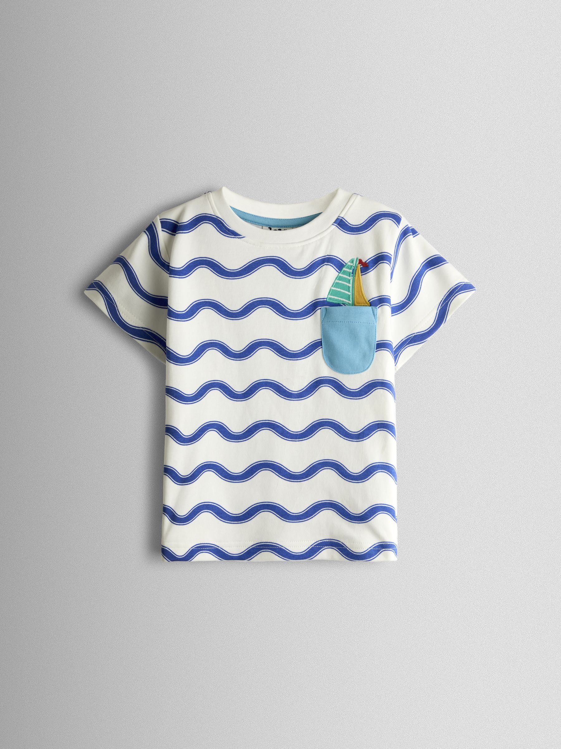 Blue Boat 2-Piece Pocket T-Shirt & Shorts Set - Image 2 of 6