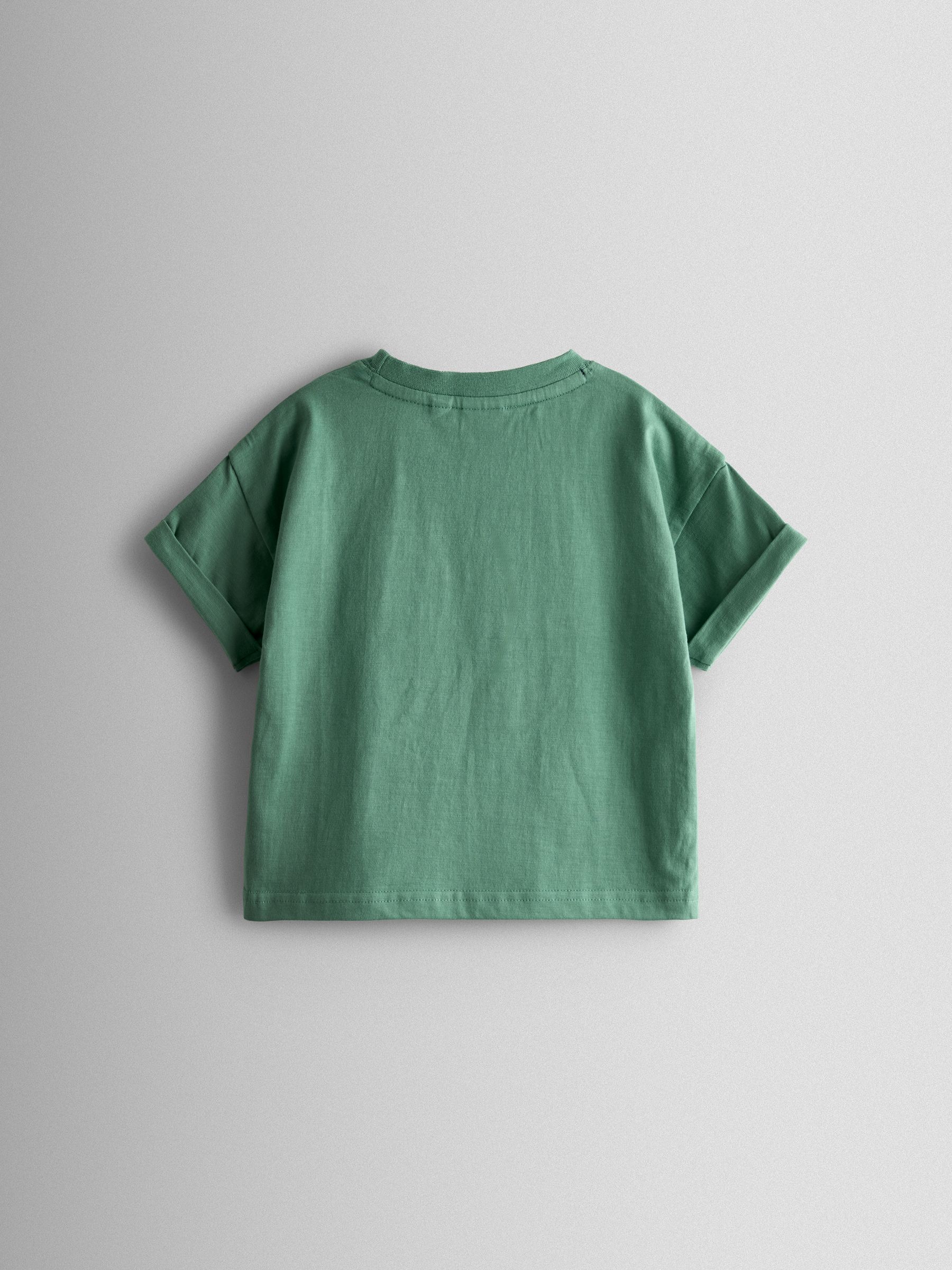 Green Top and Shorts Set - Image 3 of 6