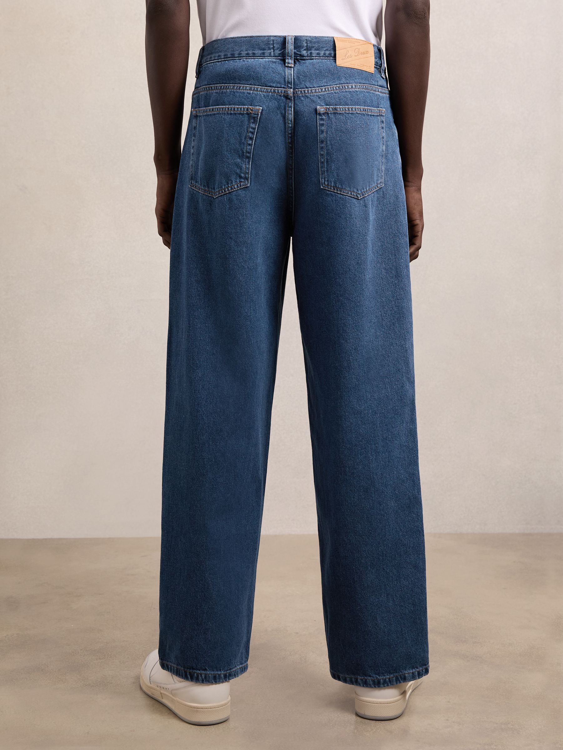 Les Deux Relaxed-Leg Jeans in Medium Indigo Wash - Image 4 of 5