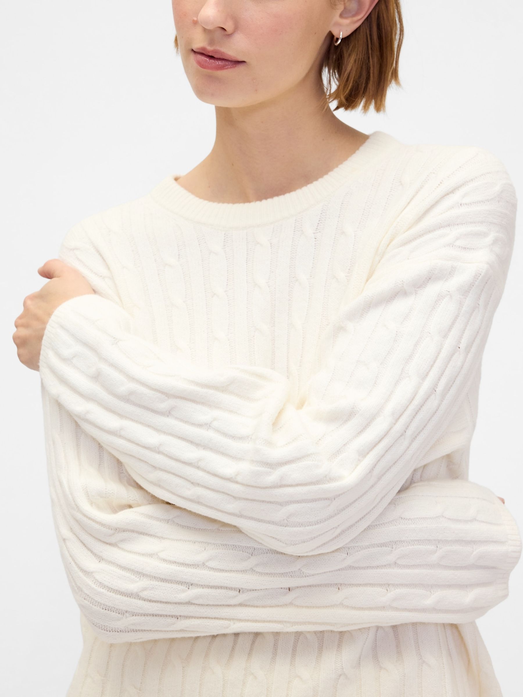 White CashSoft Oversized Cable-Knit Crew neck Jumper - Image 3 of 4