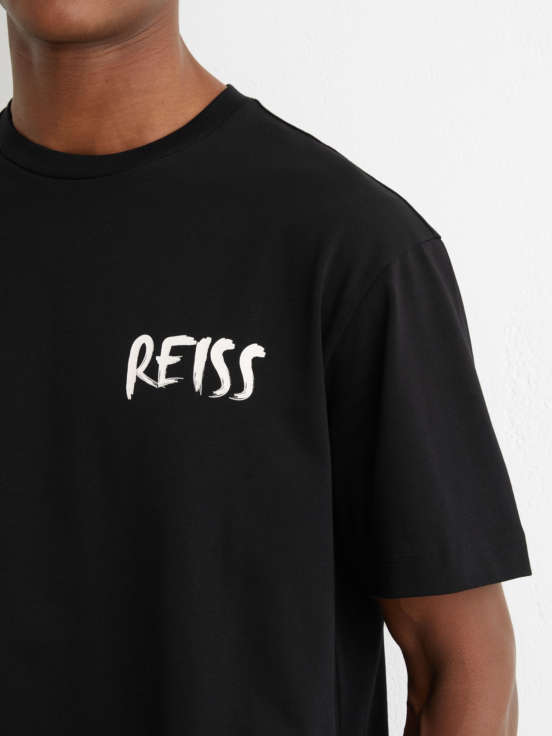 Logo-Print Relaxed-Fit T-Shirt in Black - image 4