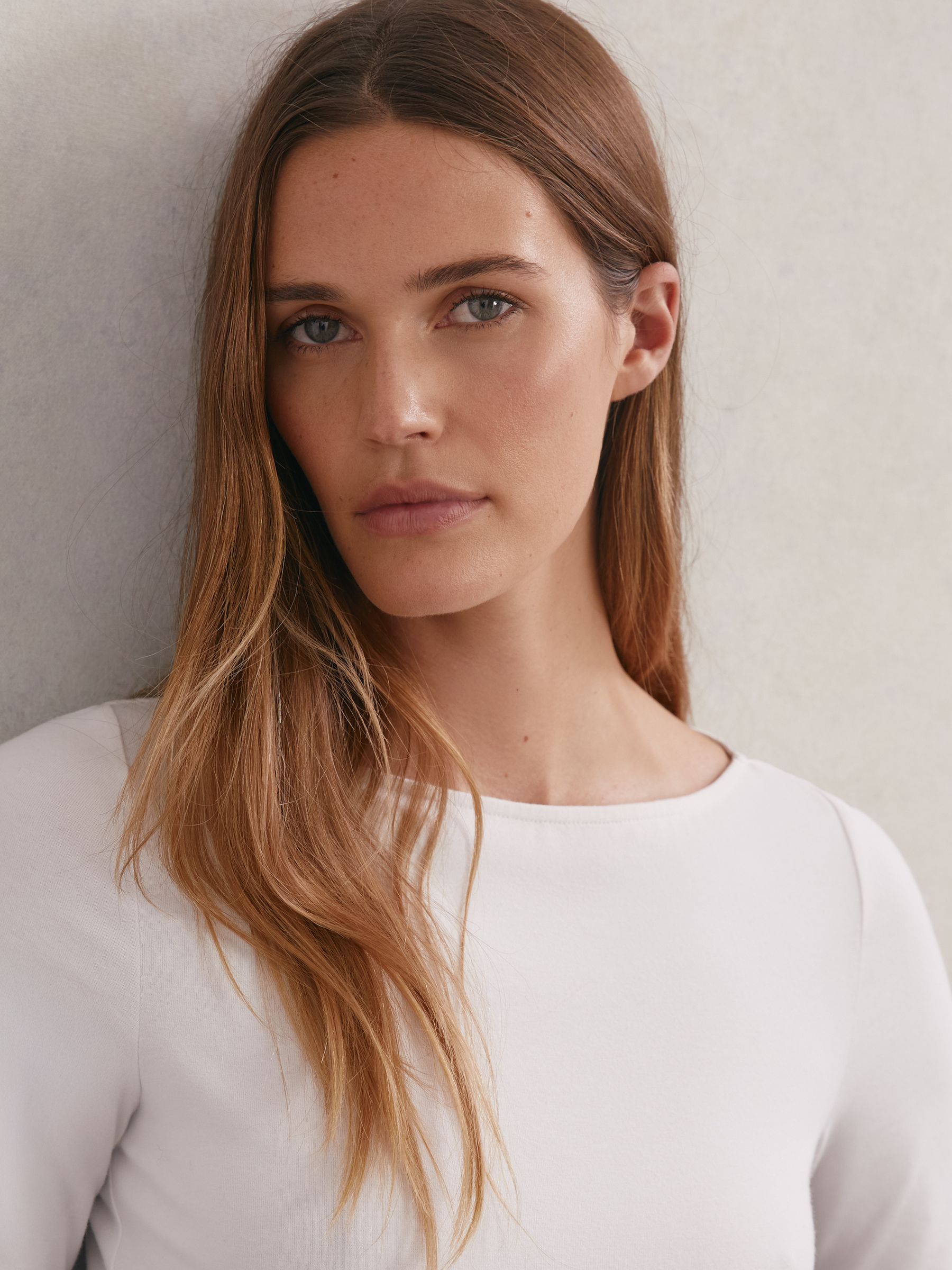 Stretch-Cotton Boat-Neck Top in White - image 5