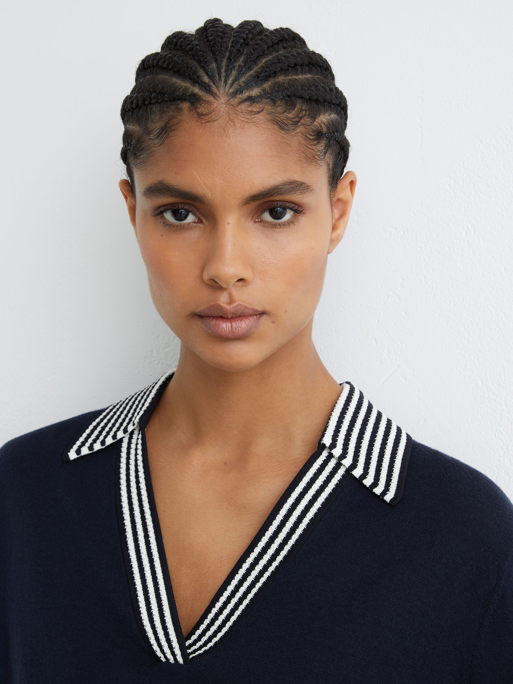 Merino Wool Stripe-Collar Jumper in Navy/White - Image 4 of 6