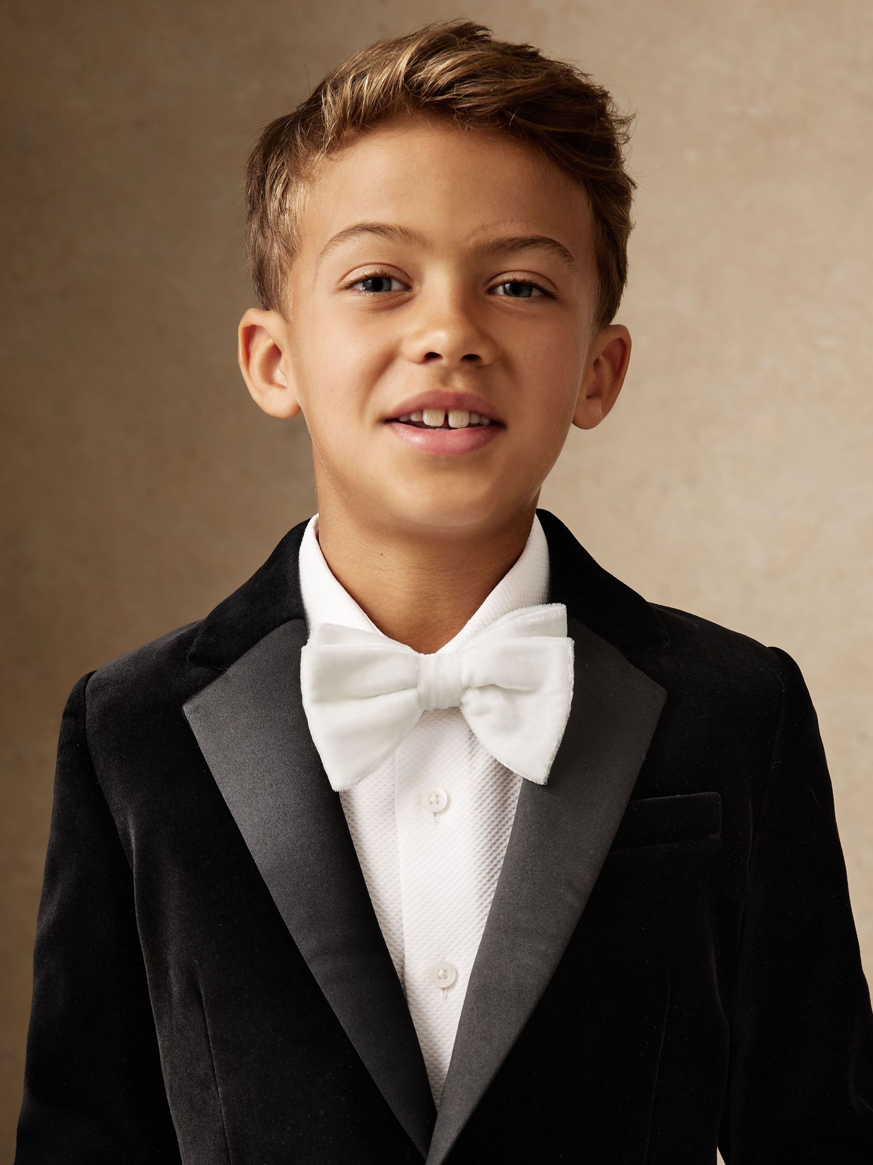 Velvet Bow Tie in Ivory - Image 2 of 5