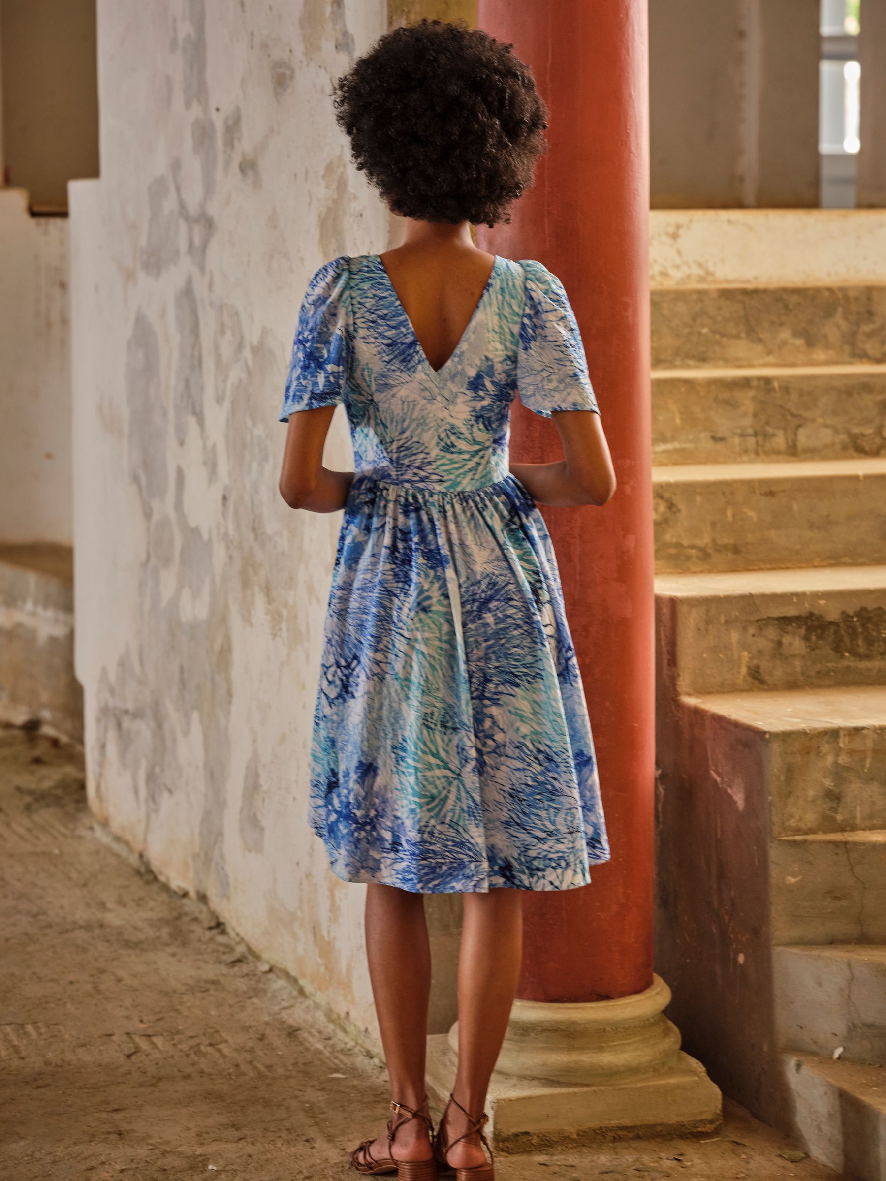 V&A | FatFace Blue Seaweed Cabinet Petite Rosie Mini Dress - Image 2 of 5