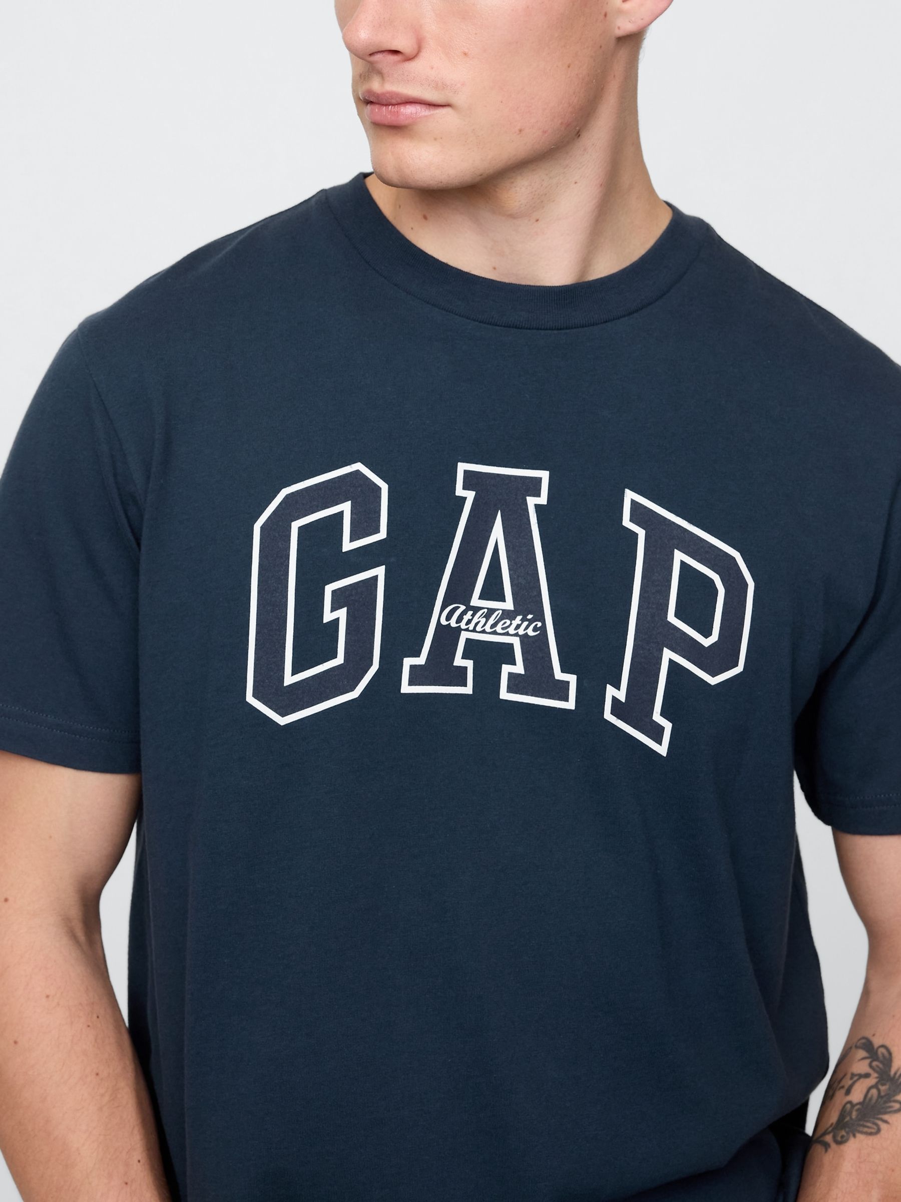 Navy Arch Logo Short Sleeve T-Shirt - Image 4 of 4 Navy Arch Logo Short Sleeve T-Shirt - Image 4 of 4