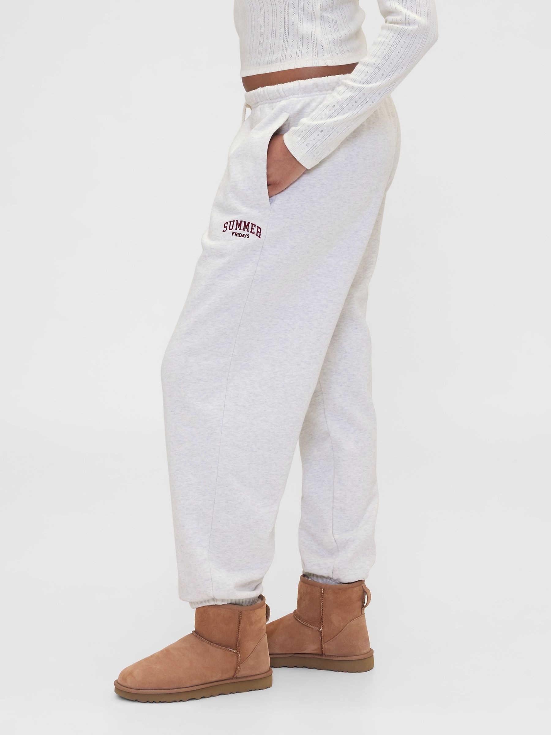Gap X Summer Fridays Grey/Brown Heavyweight Relaxed Logo Joggers - Image 5 of 9