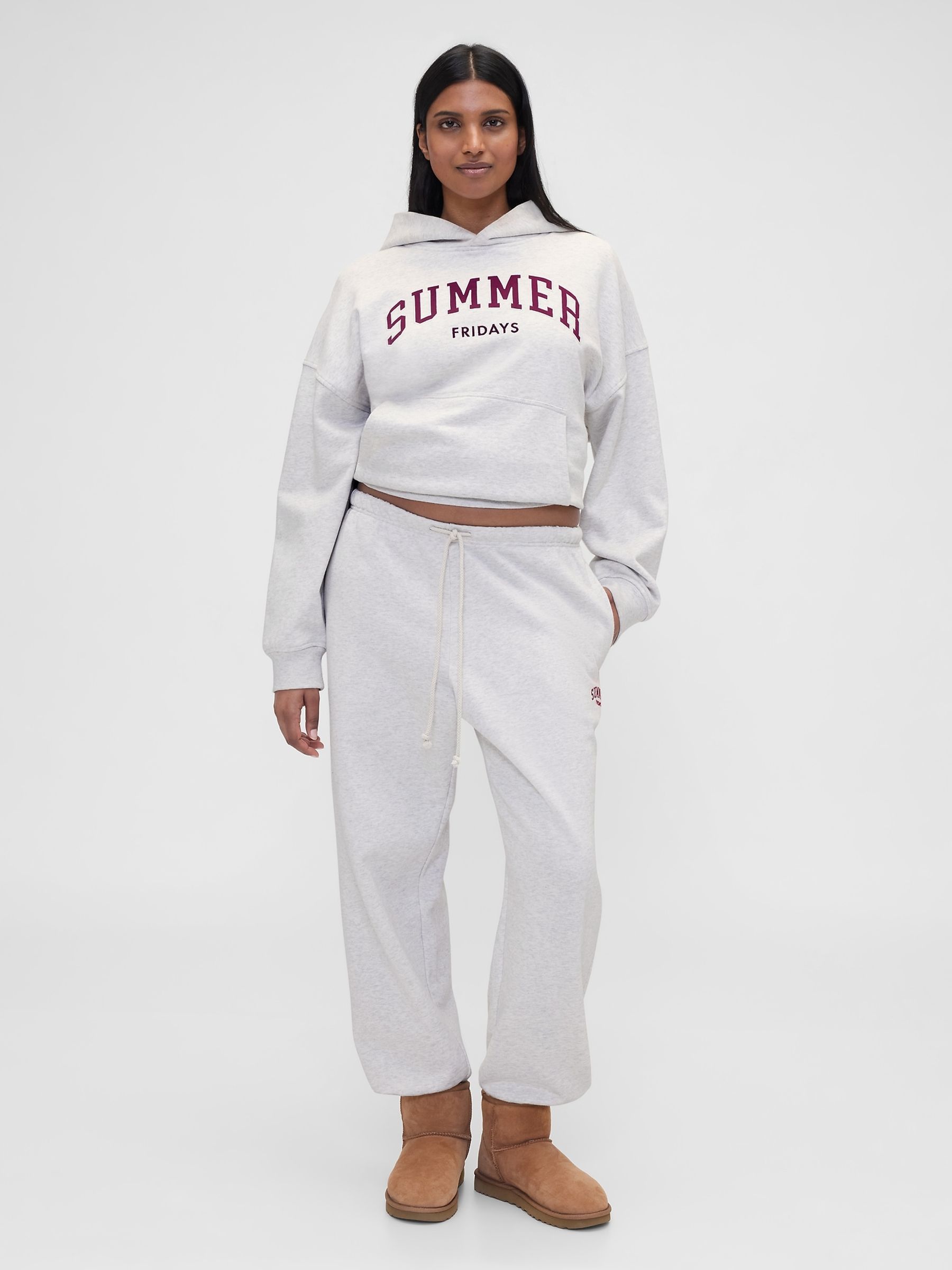 Gap X Summer Fridays Grey/Brown Heavyweight Relaxed Logo Joggers - Image 7 of 9