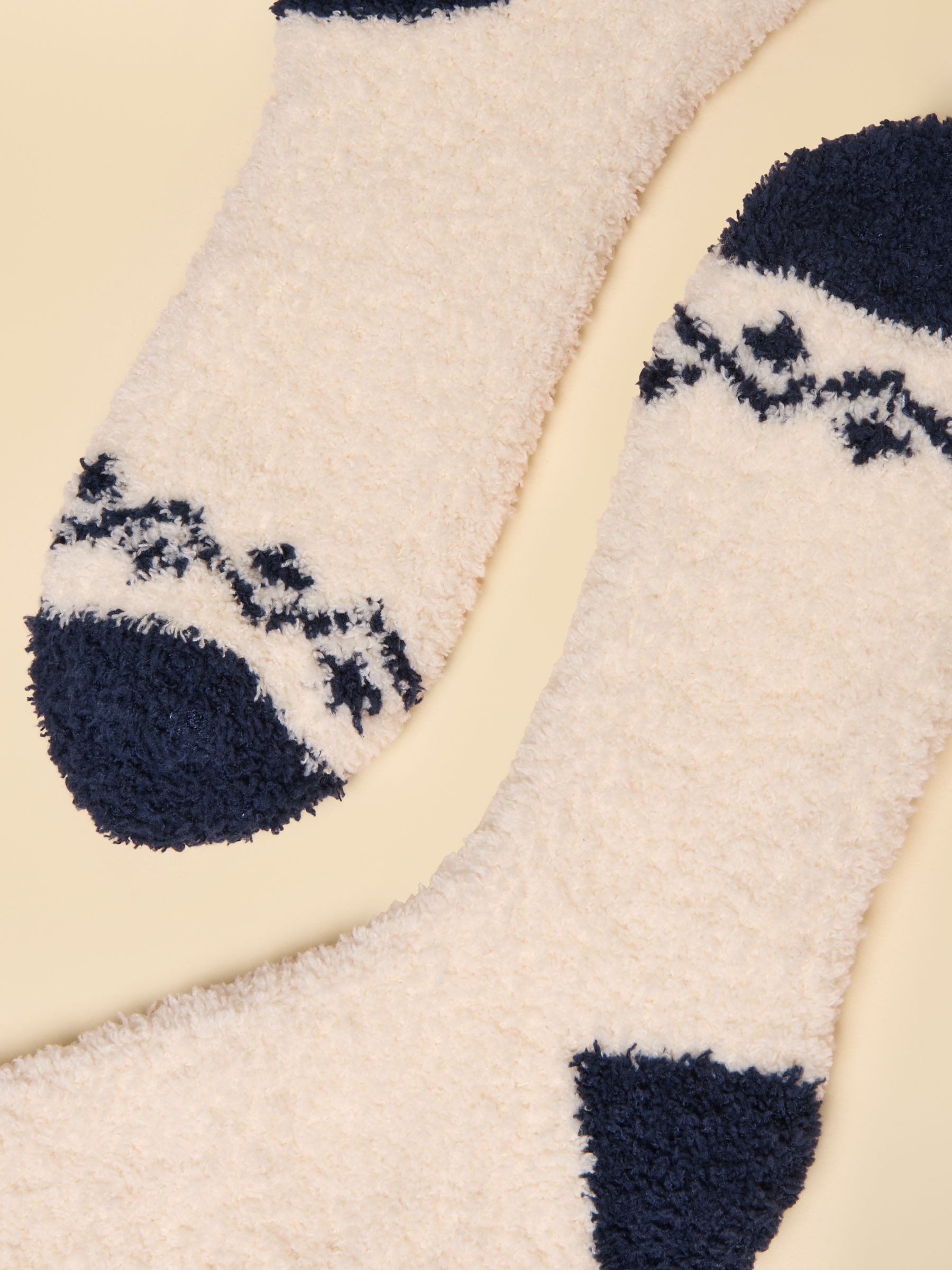 Women's Nordic Cream & Navy Fluffy Socks (size 4-8) - Image 2 of 3