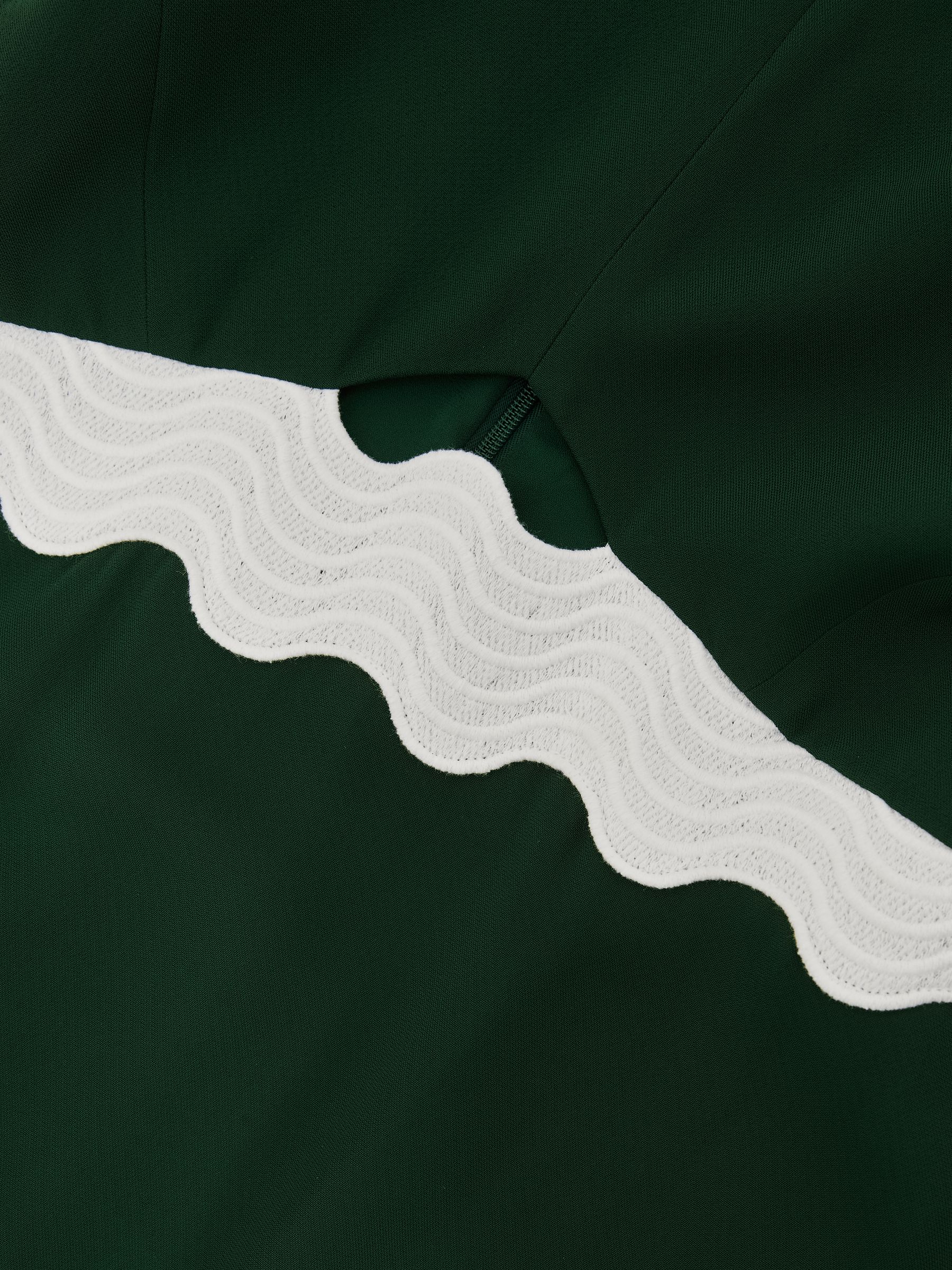 Contrast Wave-Trim Fitted Midi Dress in Dark Green/Ivory - image 3