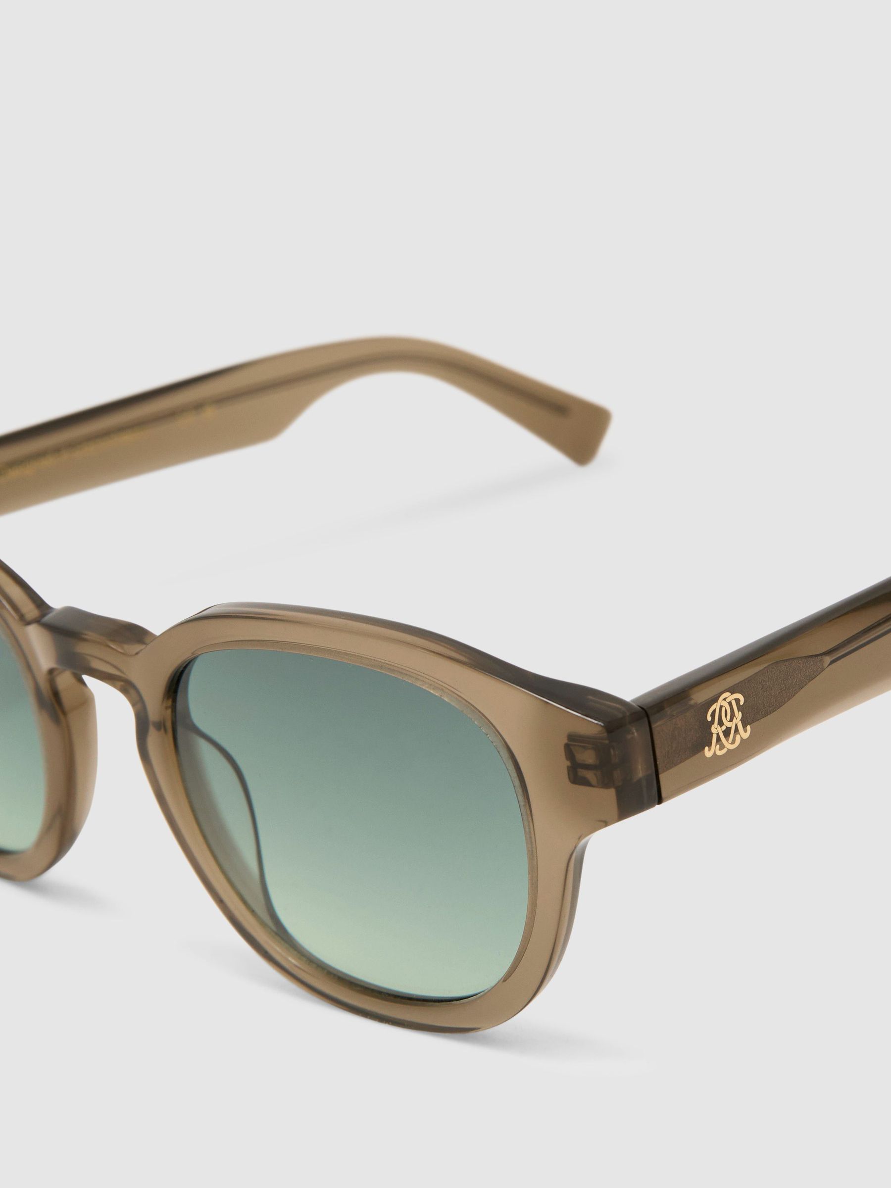 MessyWeekend Round-Frame Sunglasses in Green - Image 4 of 5