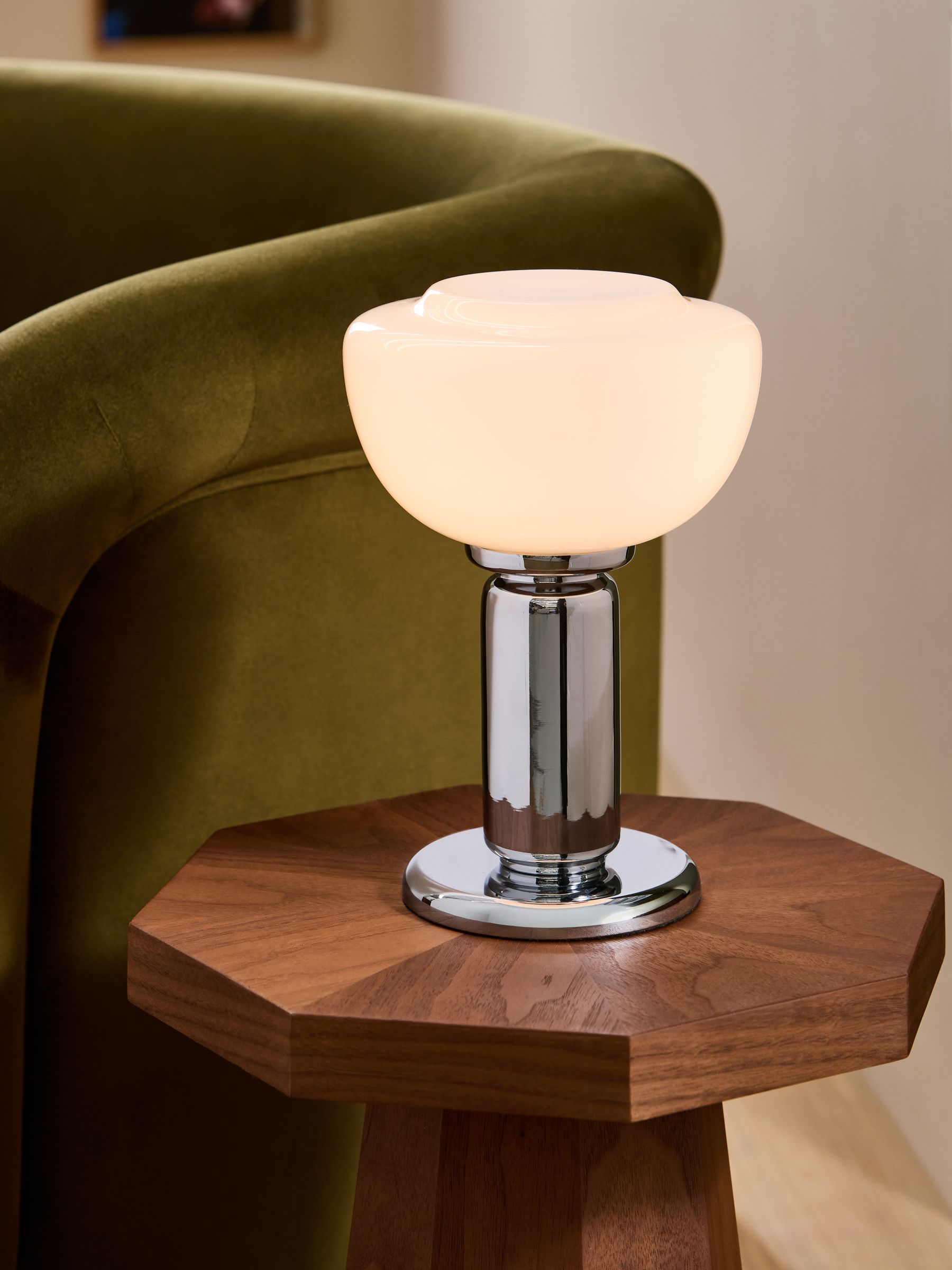 Monroe Table Lamp in Chrome - Image 1 of 5 Monroe Table Lamp in Chrome - Image 1 of 5