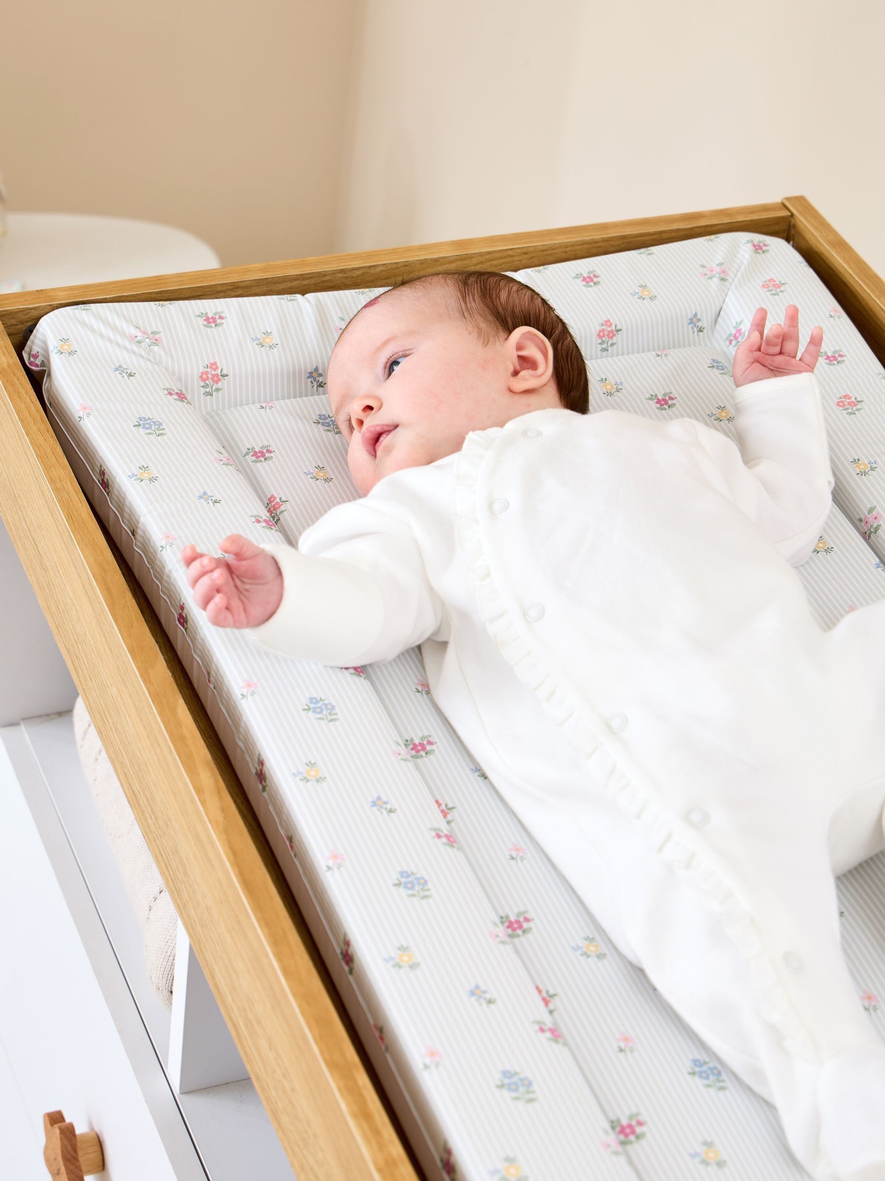 Green Changing Mat - Image 1 of 4