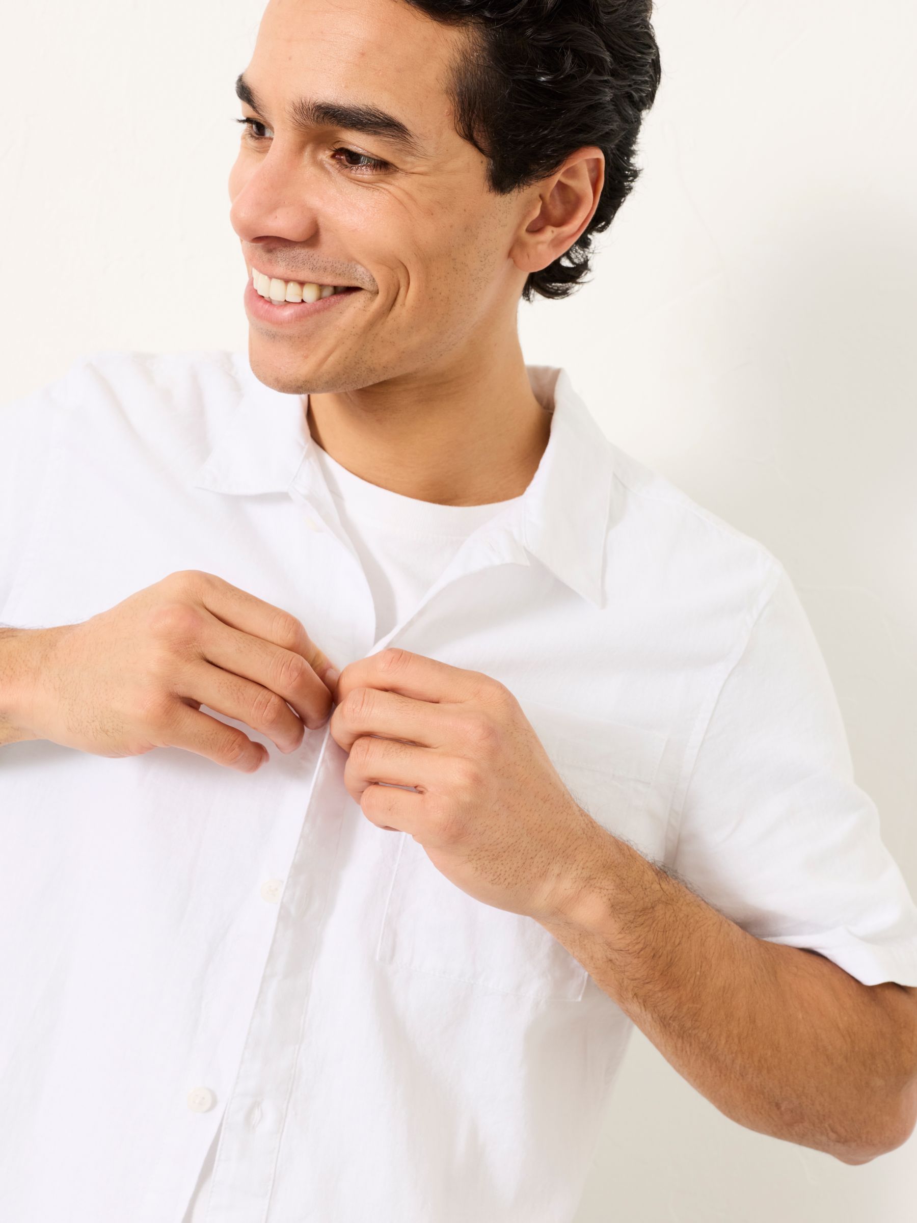 Bugle White Short Sleeve Shirt - Image 3 of 5