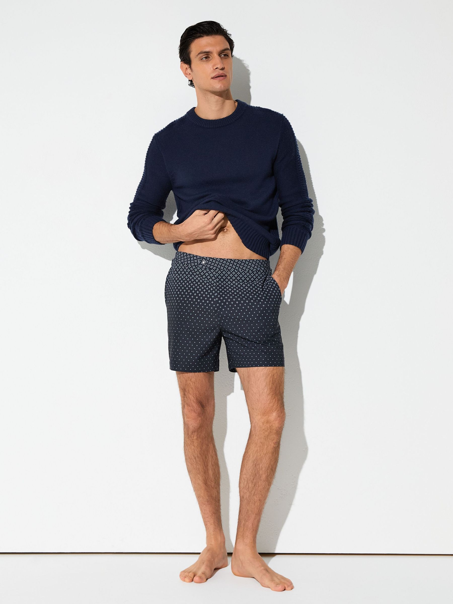 Ombre Geometric-Print Swim Shorts in Navy - image 2