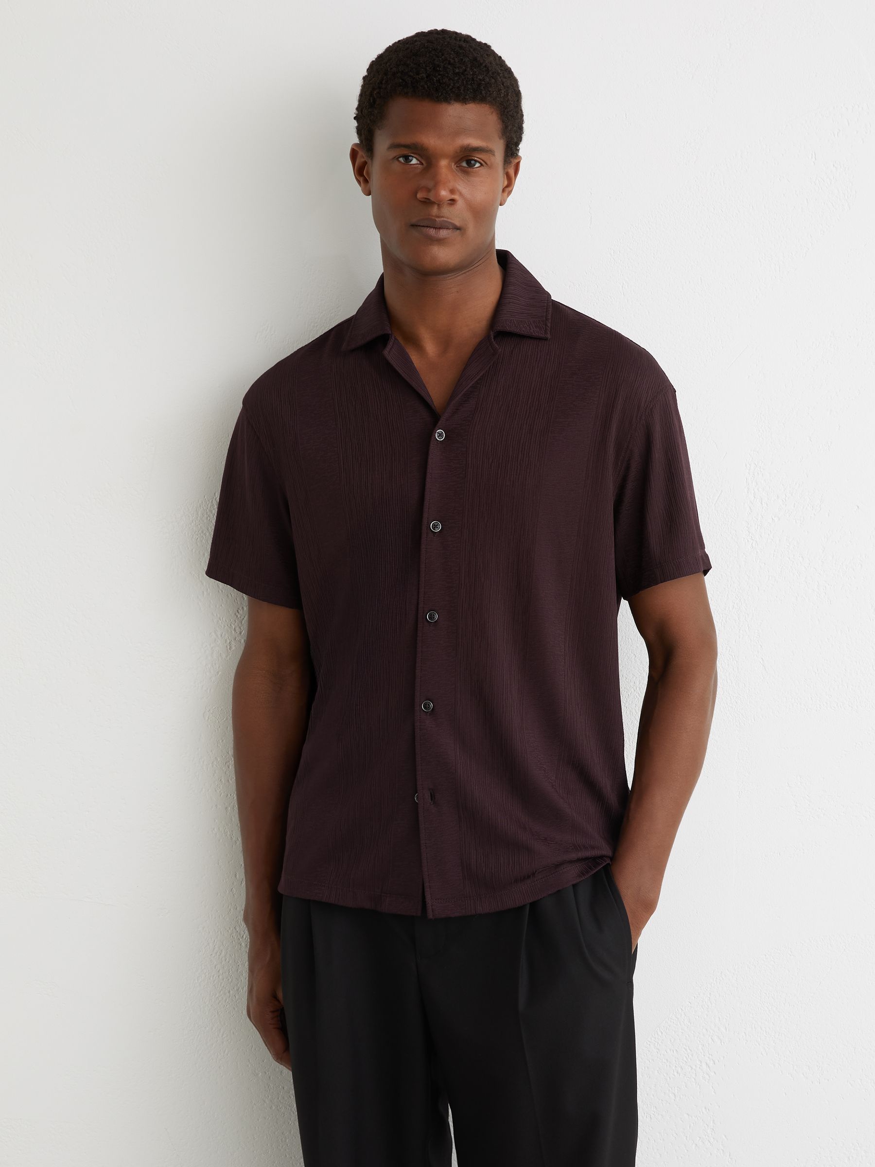 Jacquard-Stripe Cuban-Collar Shirt in Cherry Red - Image 3 of 6