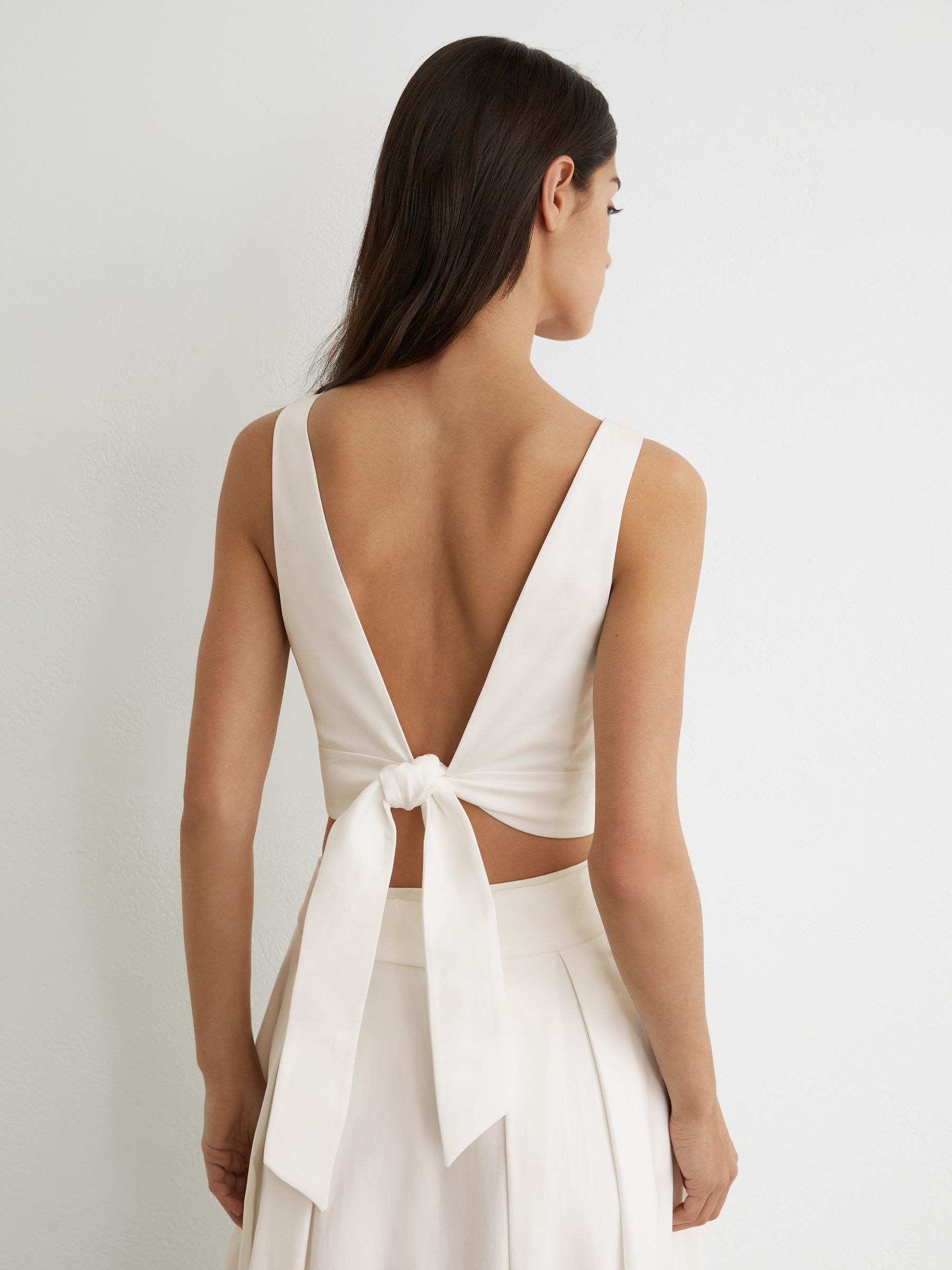 Cotton Tie-Back Plunge Cropped Top in Ivory - Image 5 of 6