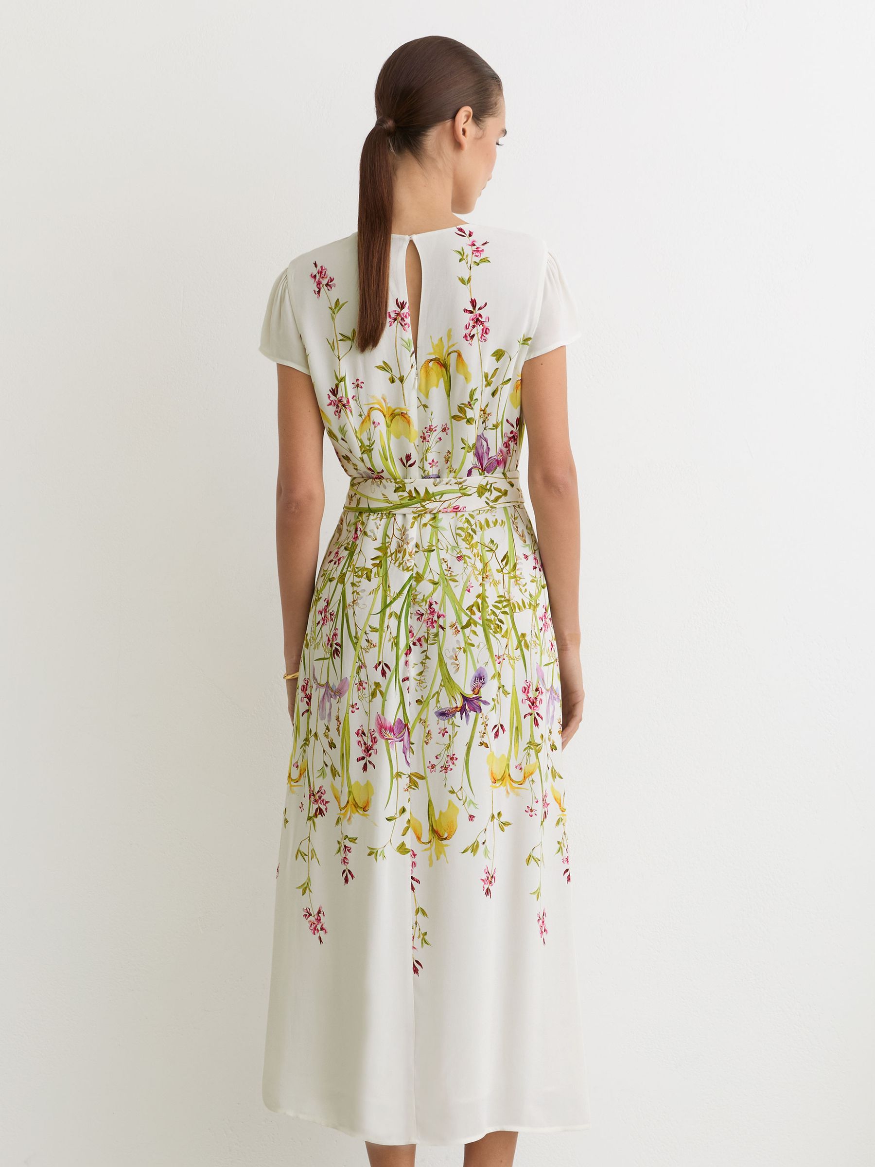 Dress in Cream/Yellow - Image 6 of 7