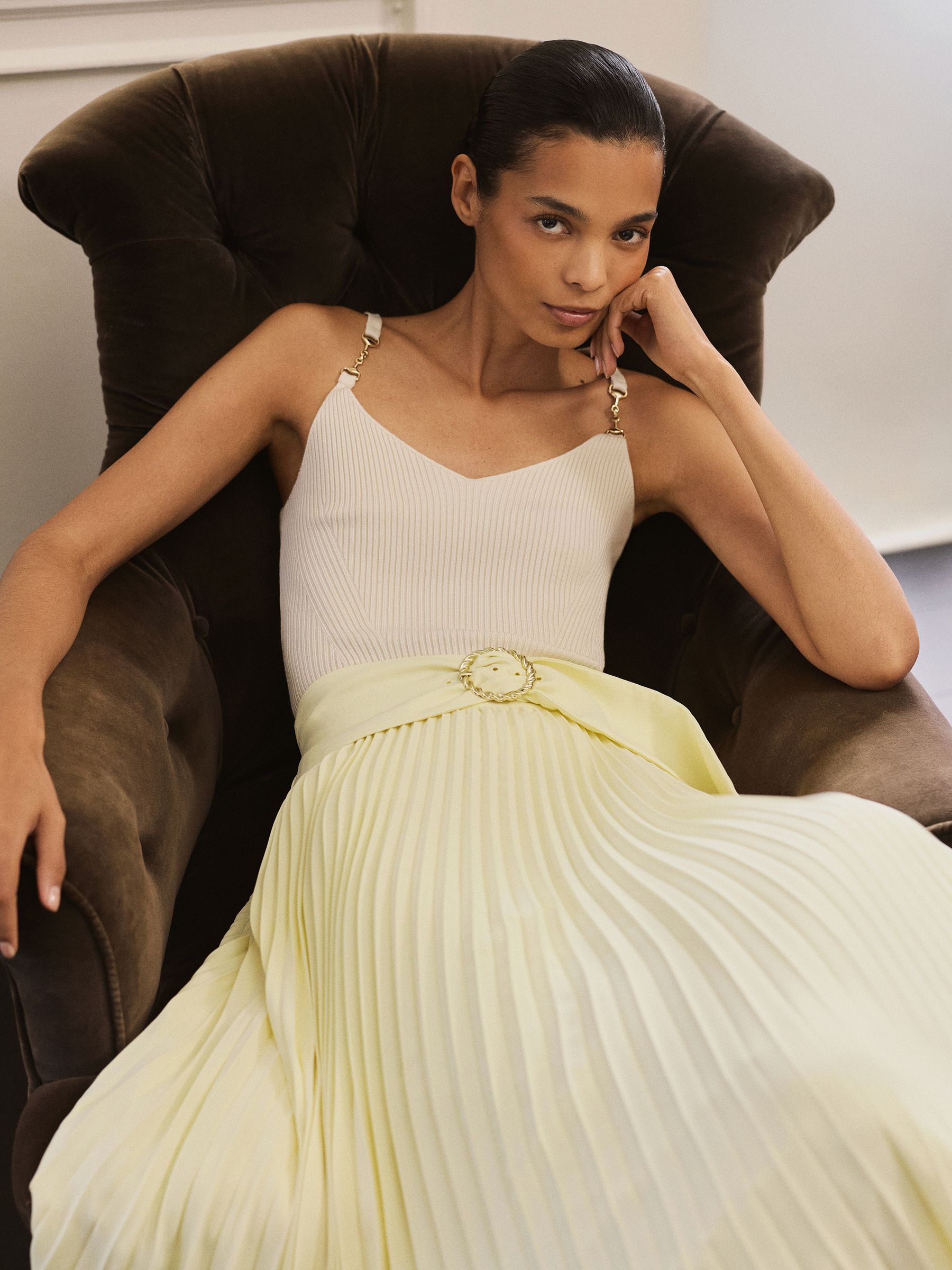 Pleated Belted Midi Skirt in Yellow - image 5