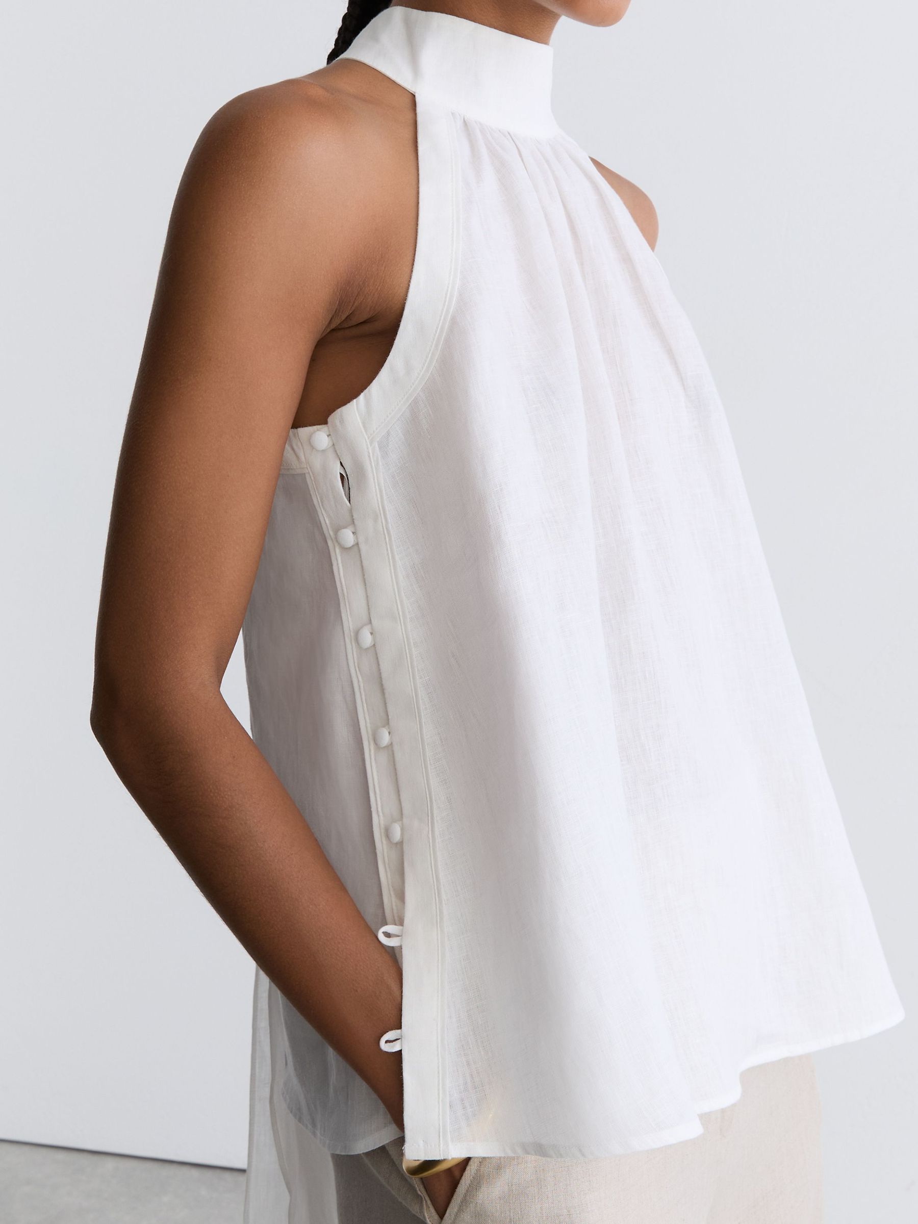 Linen Sleeveless Scarf-Neck Top in Ivory - صورة 3 من 7