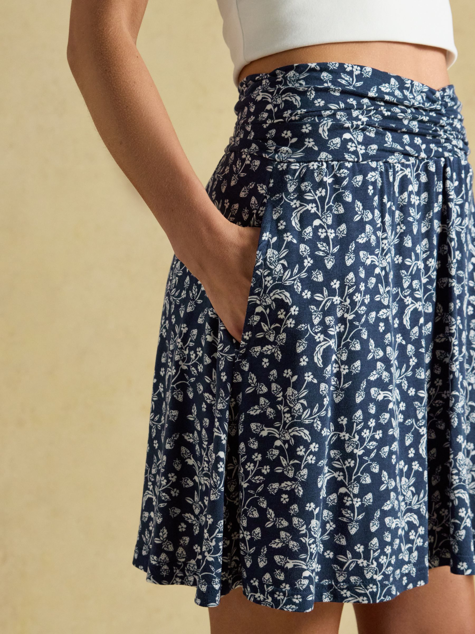 Nia Navy Gathered Jersey Short Skirt - Image 3 of 8