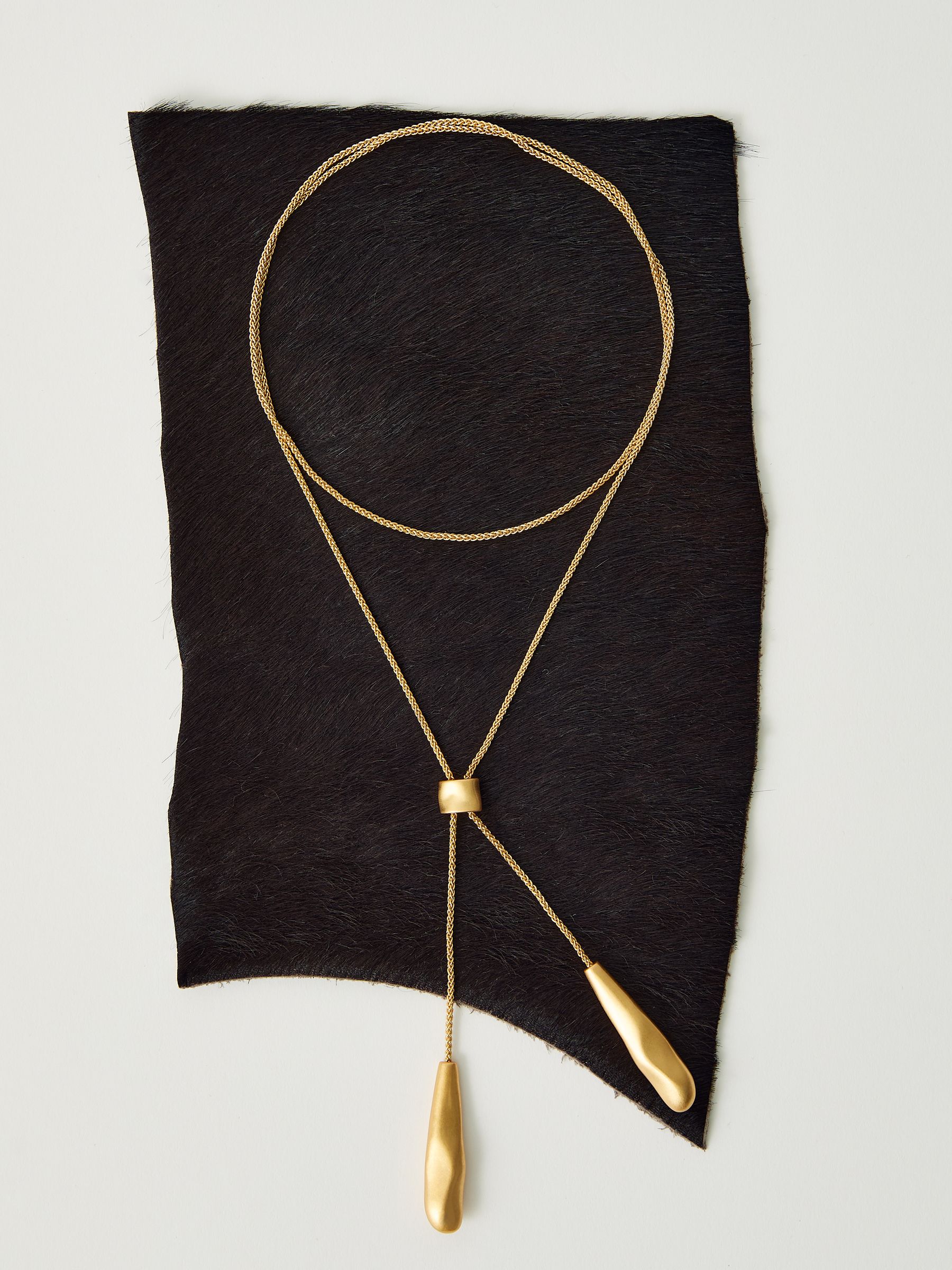 Sculpted Drop Lariat Necklace in Gold Tone - image 2