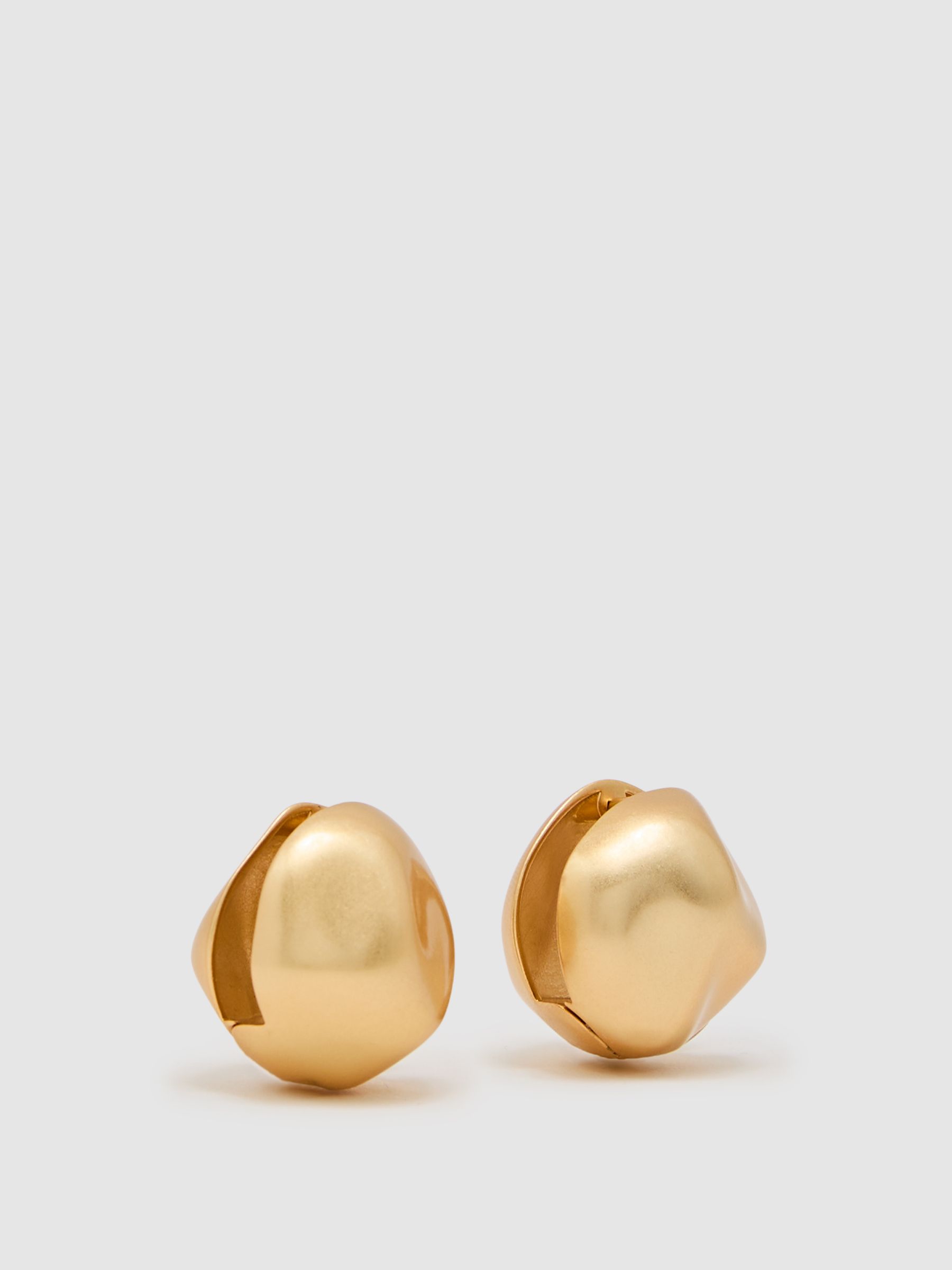 Earrings in Gold - Image 2 of 4