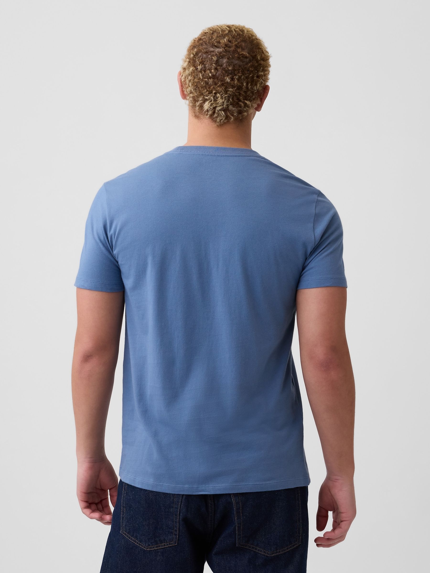 Gap Blue Everyday Soft Pocke T-shirt - Image 2 of 5 Gap Blue Everyday Soft Pocke T-shirt - Image 2 of 5