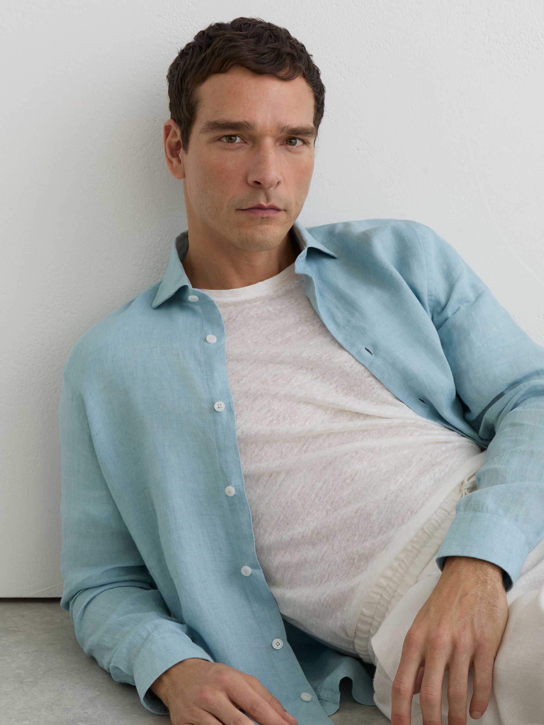 Linen Cutaway-Collar Regular-Fit Shirt in Ultra Marine Green - image 2