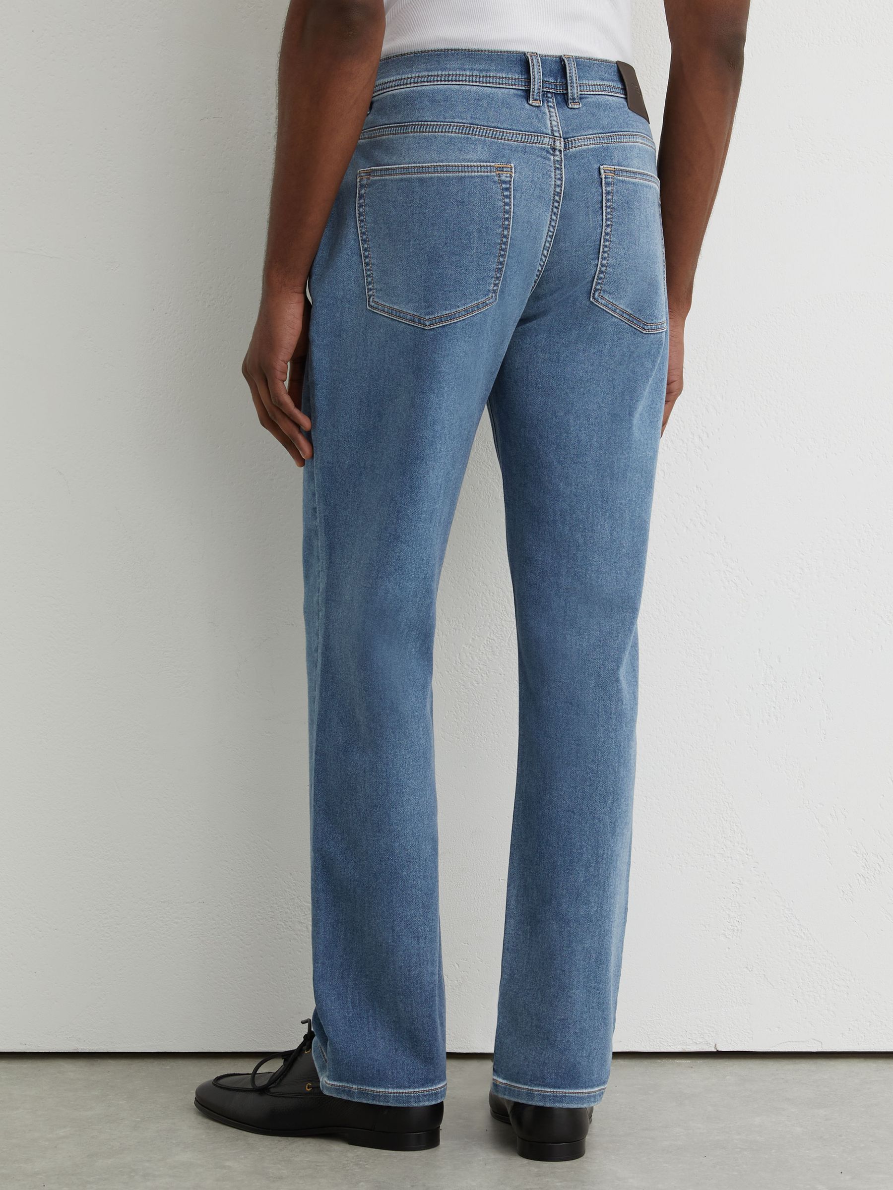 Soft-Stretch Straight-Leg Jeans in Light Wash Blue - Image 5 of 7