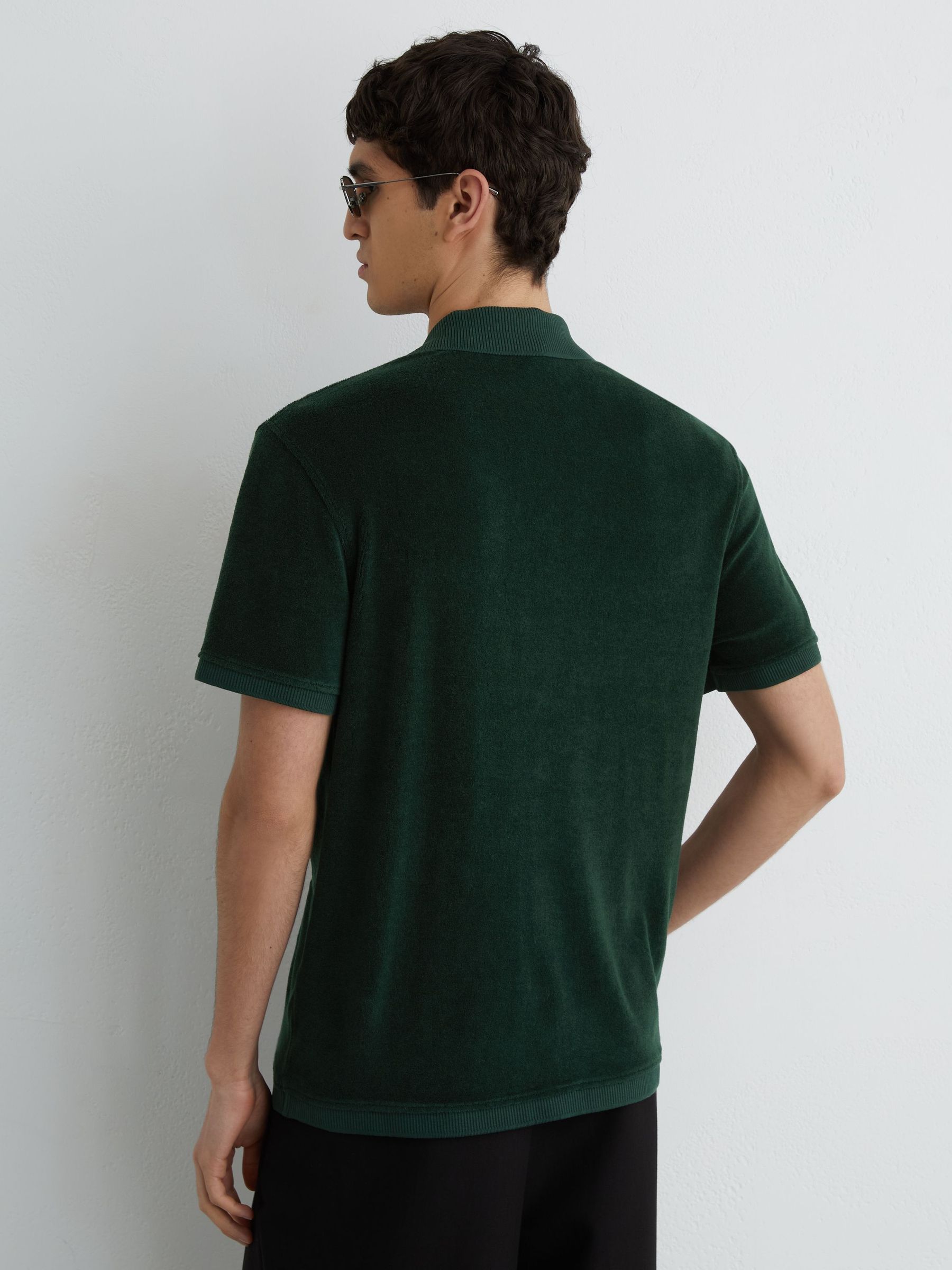 Towelling Short-Sleeve Shirt in Forest Green - Image 5 of 6