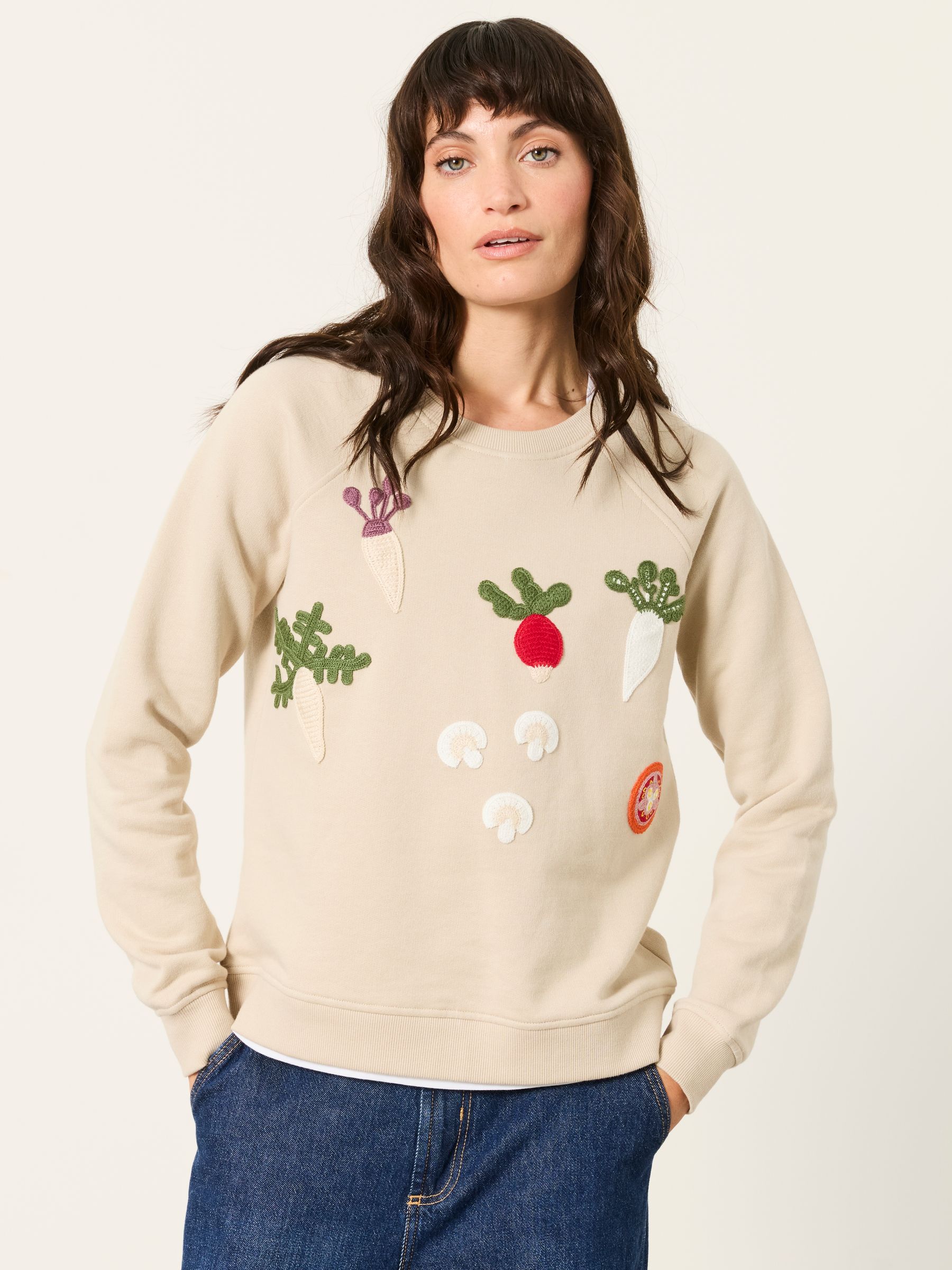 Sweatshirts & Hoodies