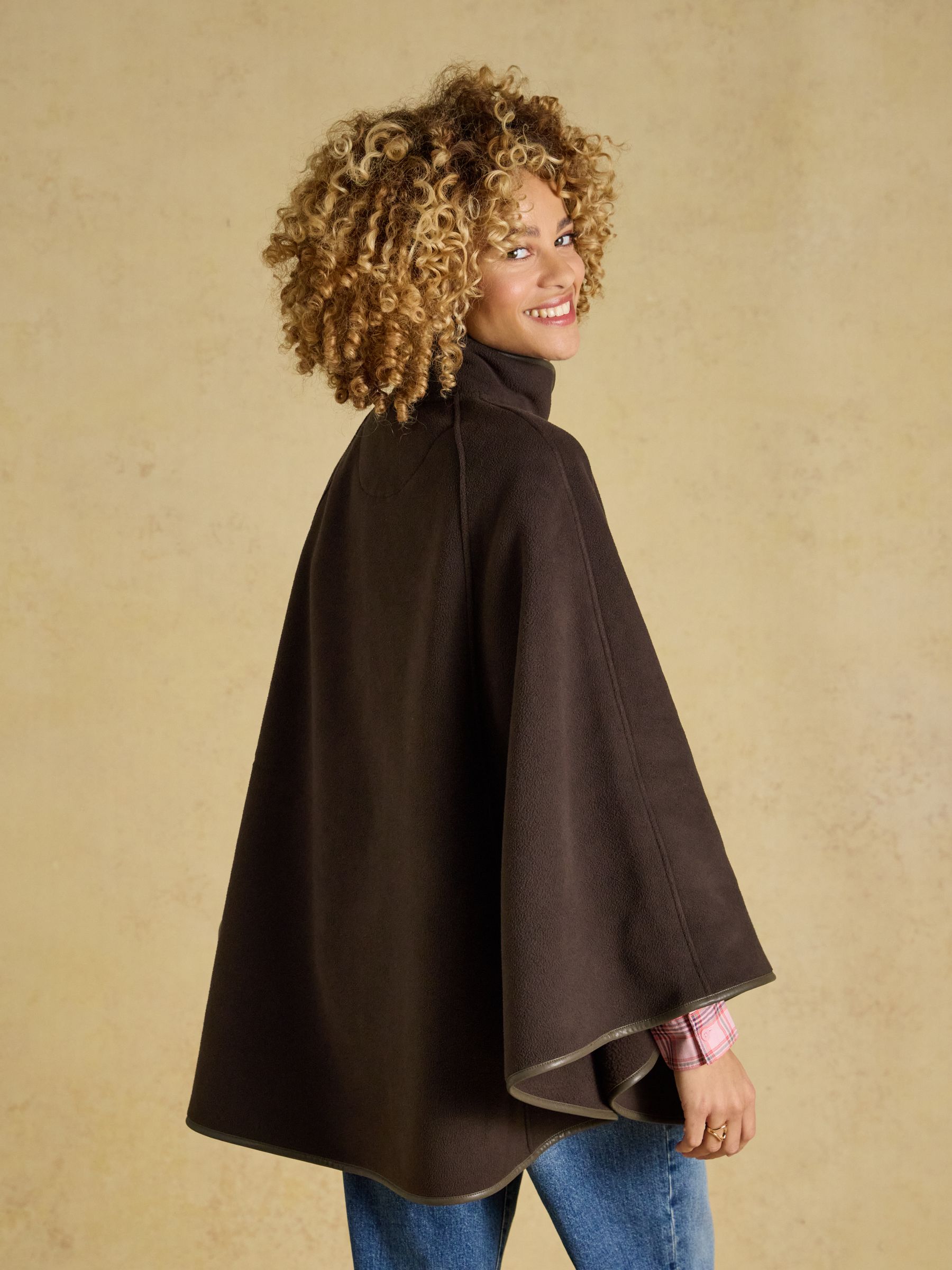 Heritage Chocolate Brown Longline Polar Fleece Longline Cape - Image 2 of 9 Heritage Chocolate Brown Longline Polar Fleece Longline Cape - Image 2 of 9