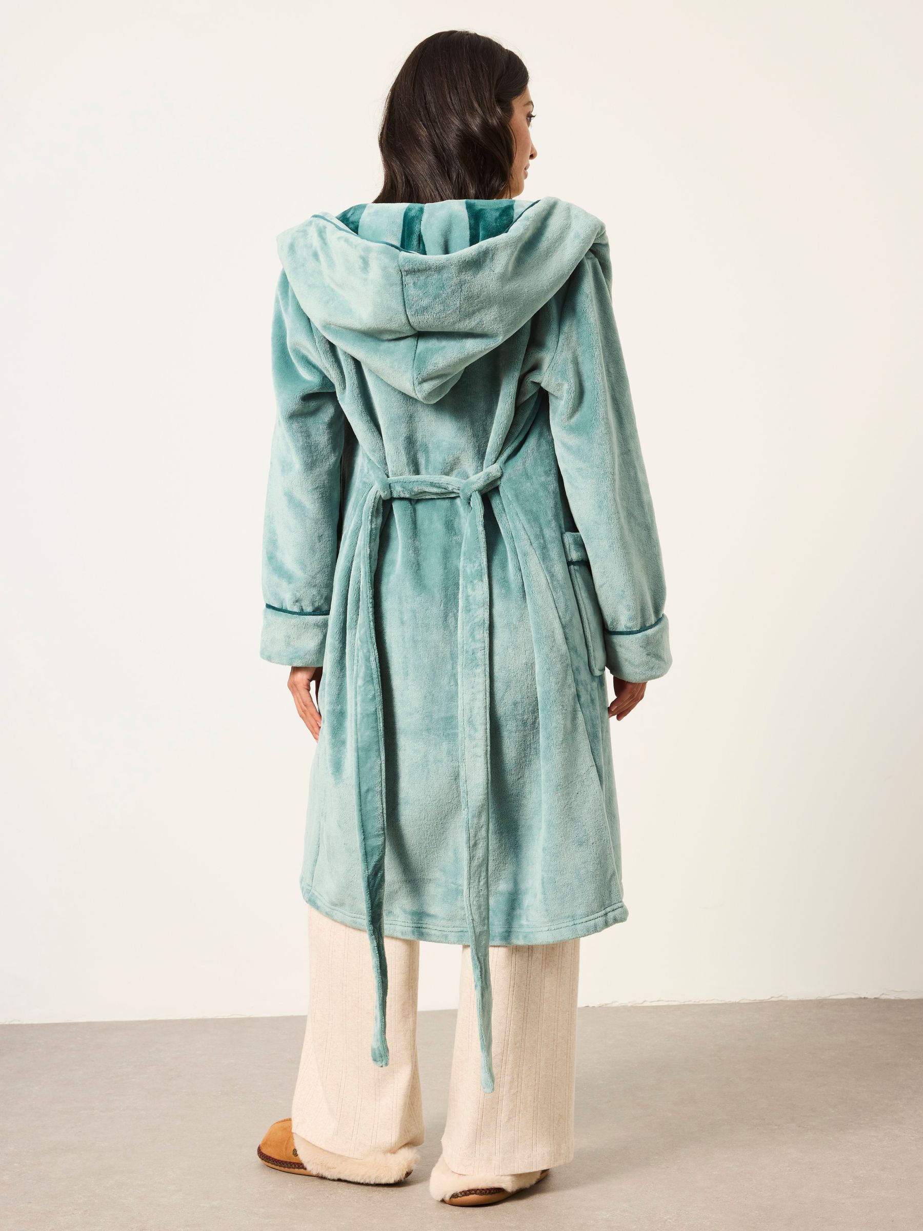 Light Green Soft Dressing Gown - Image 2 of 7