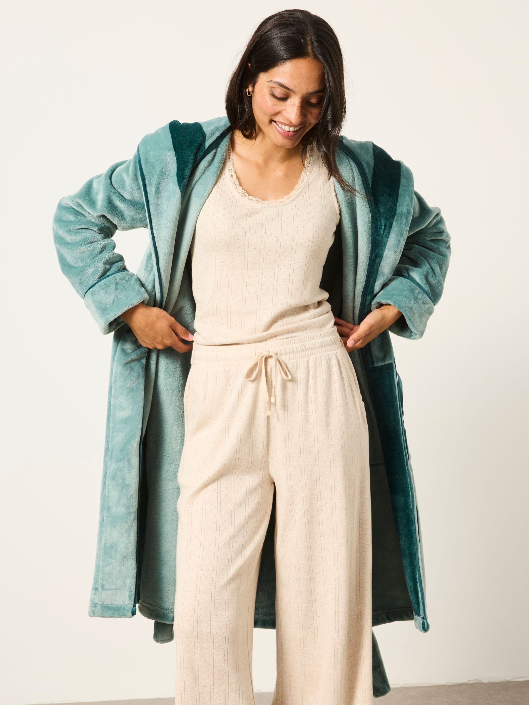 Light Green Soft Dressing Gown - Image 4 of 7
