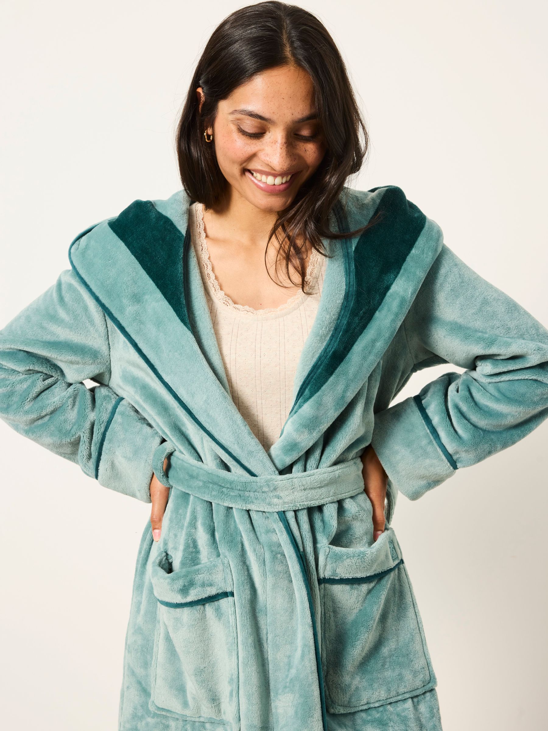 Light Green Soft Dressing Gown - Image 5 of 7