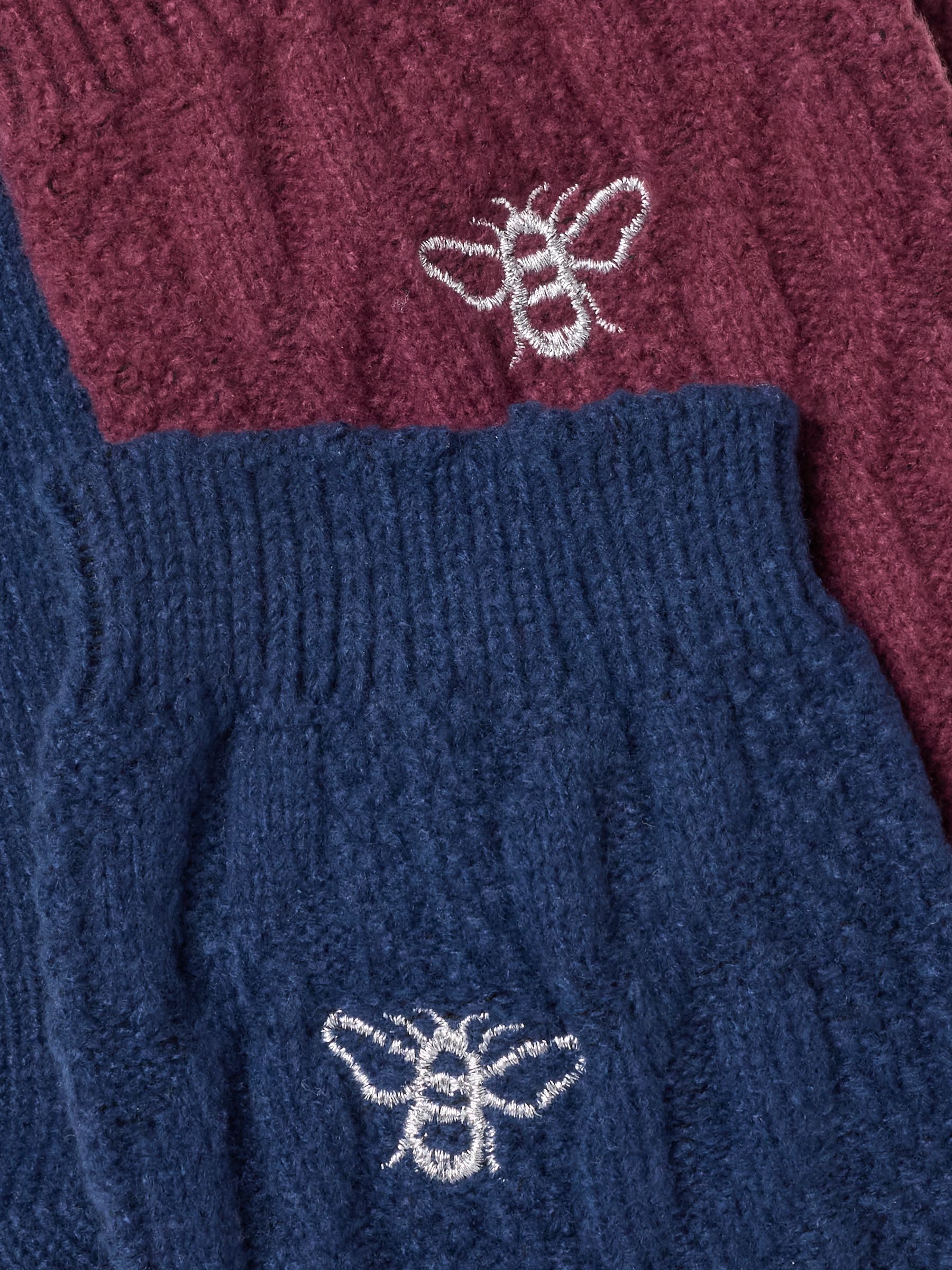 2 Pack Navy/Red Bee Cable Socks - Image 3 of 3
