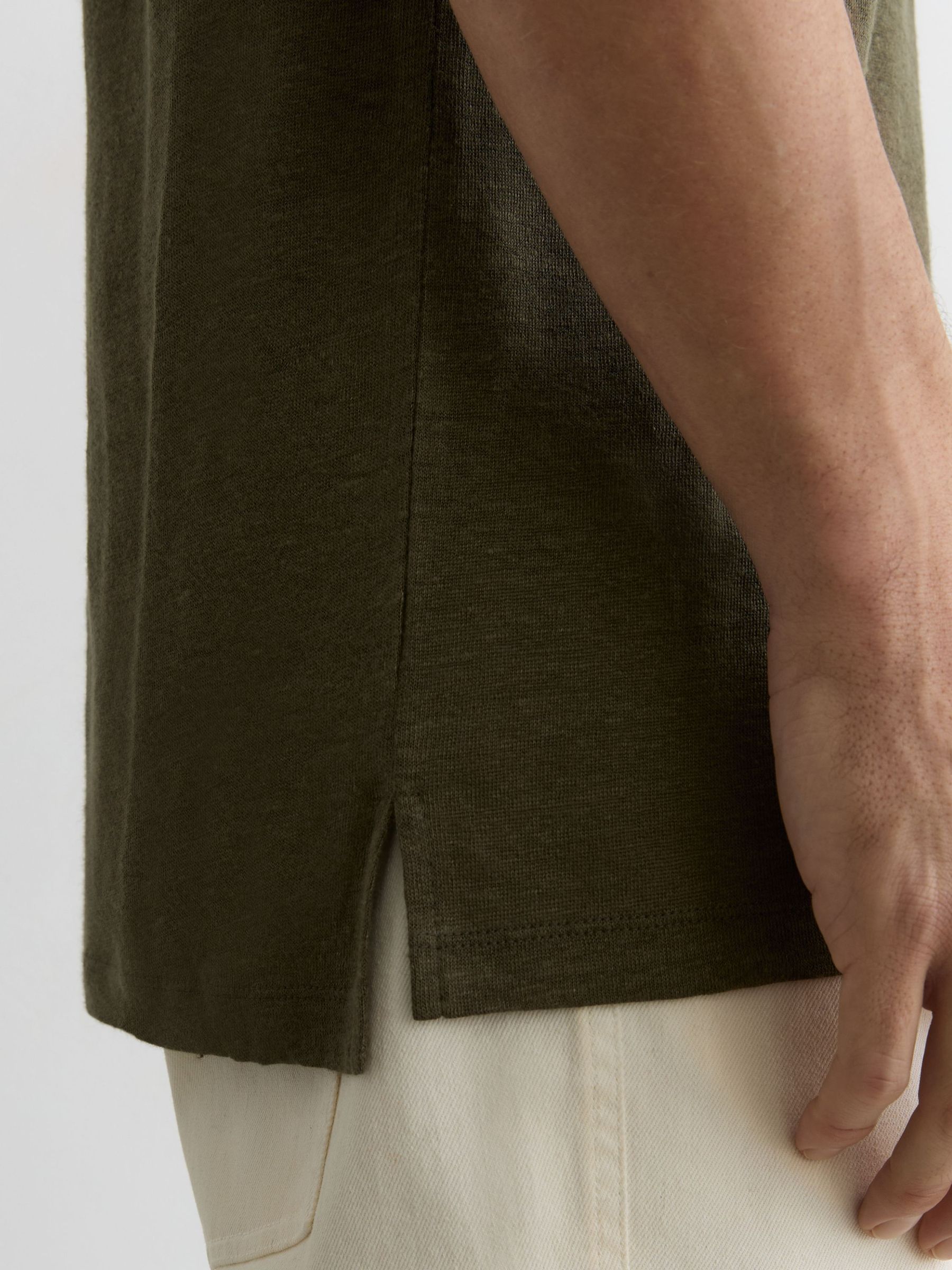 Relaxed-Fit Crew-Neck T-Shirt in Thyme Green - Image 6 de 7